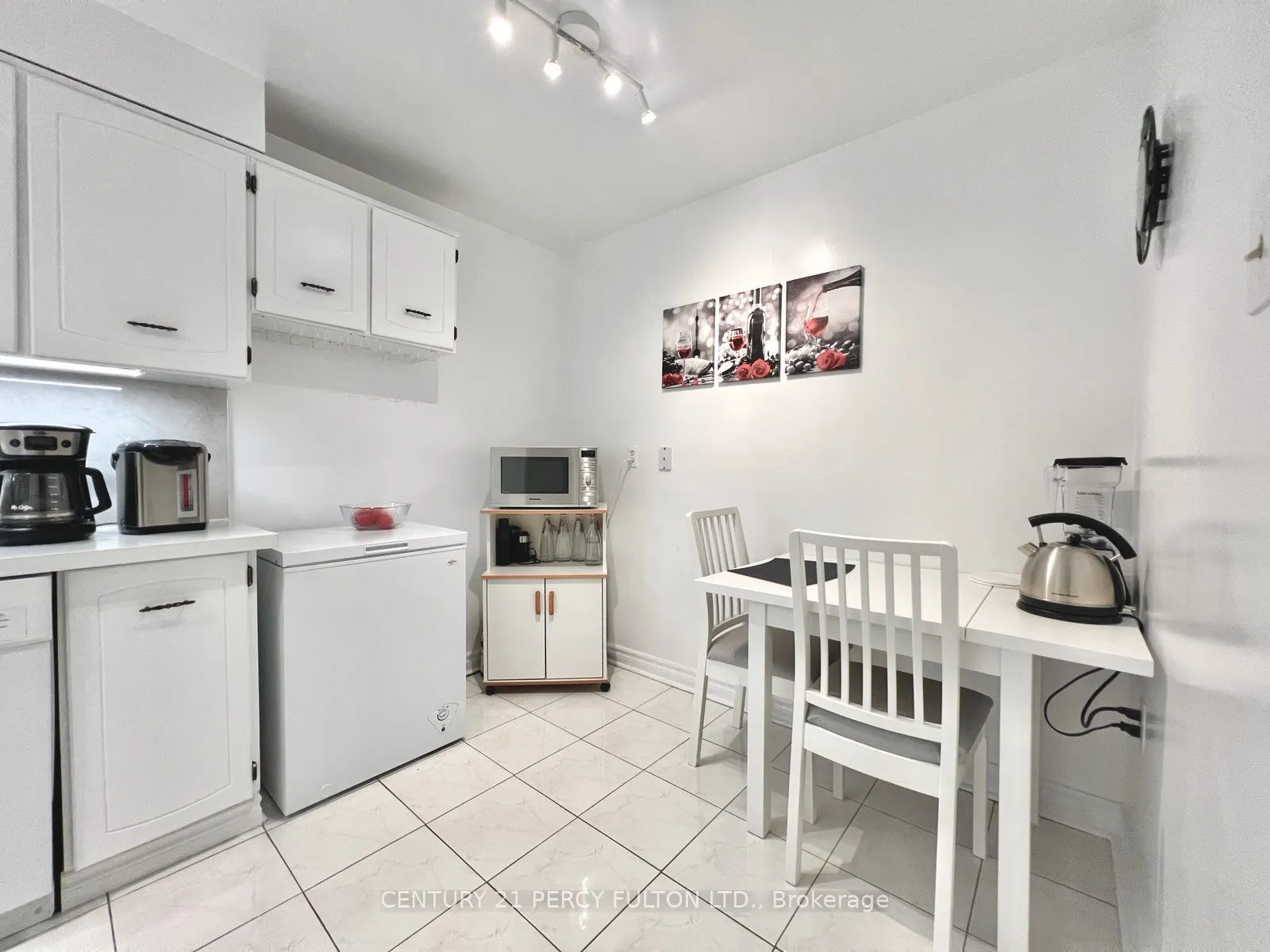 4005 Don Mills Road, #228