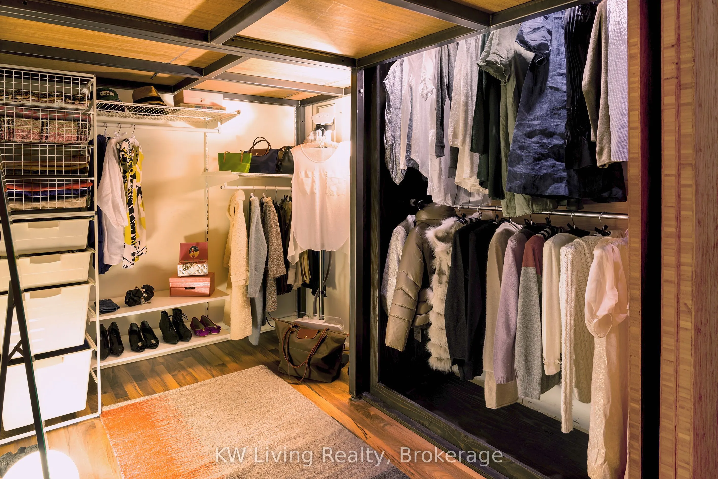 736 Dundas Street E, #402