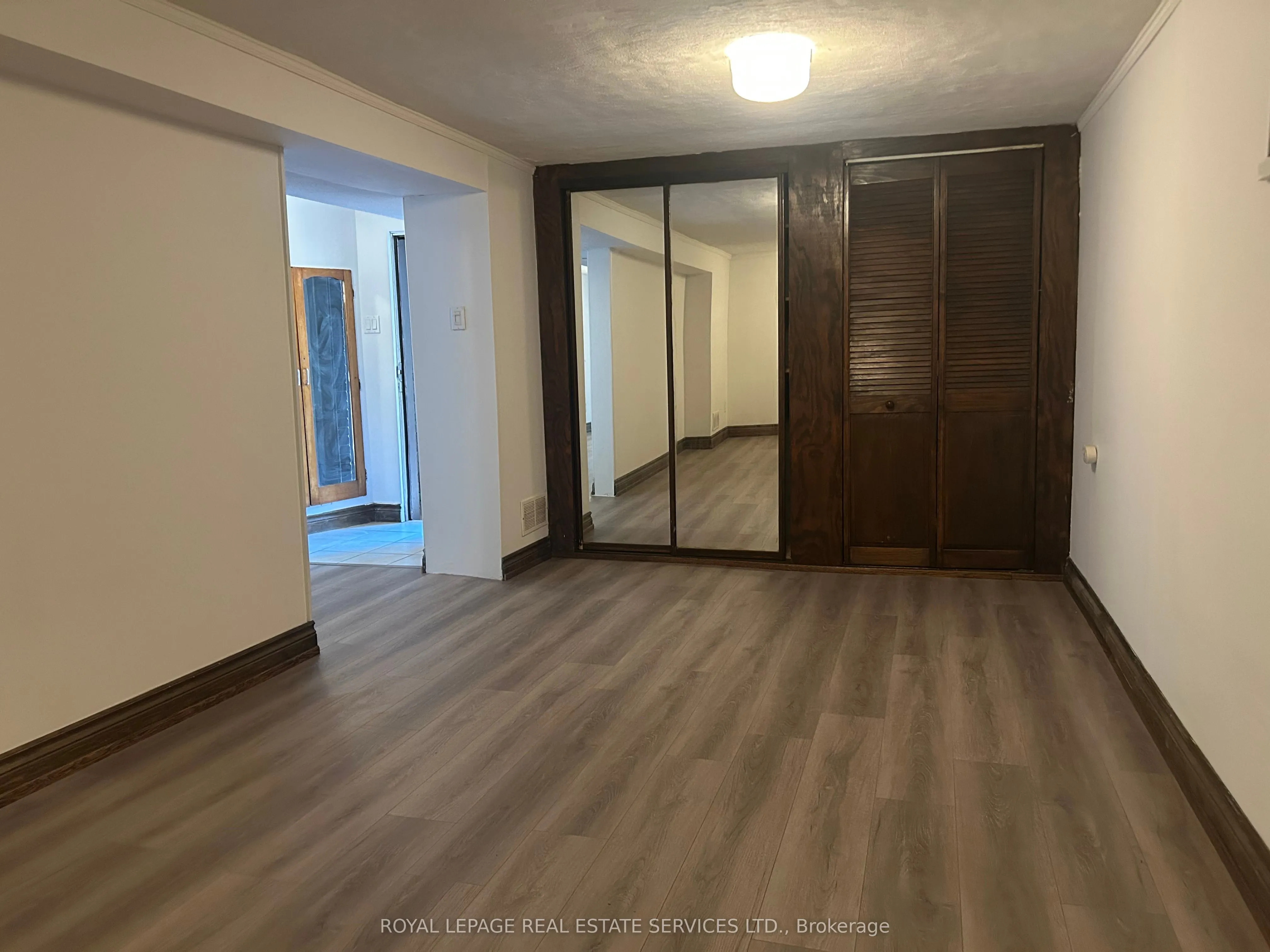 212 Clinton Street, #L