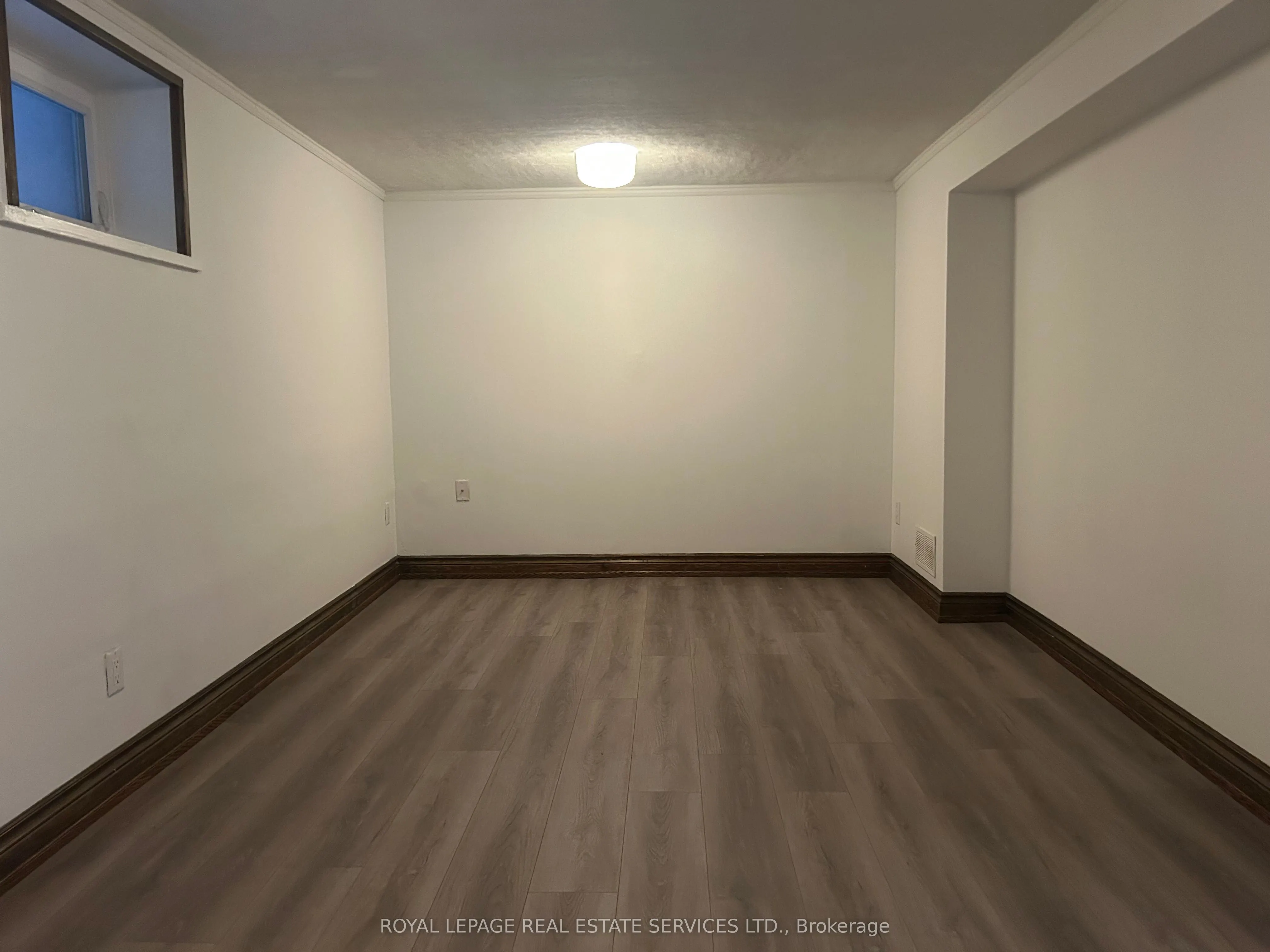212 Clinton Street, #L