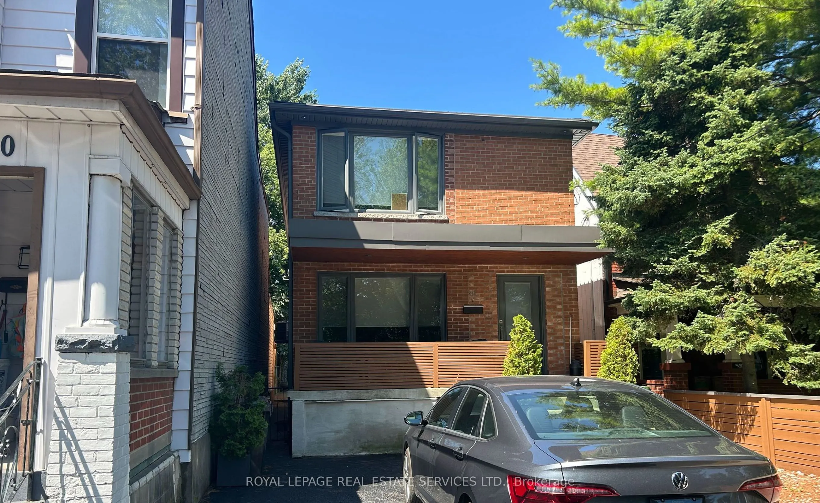 212 Clinton Street, #L