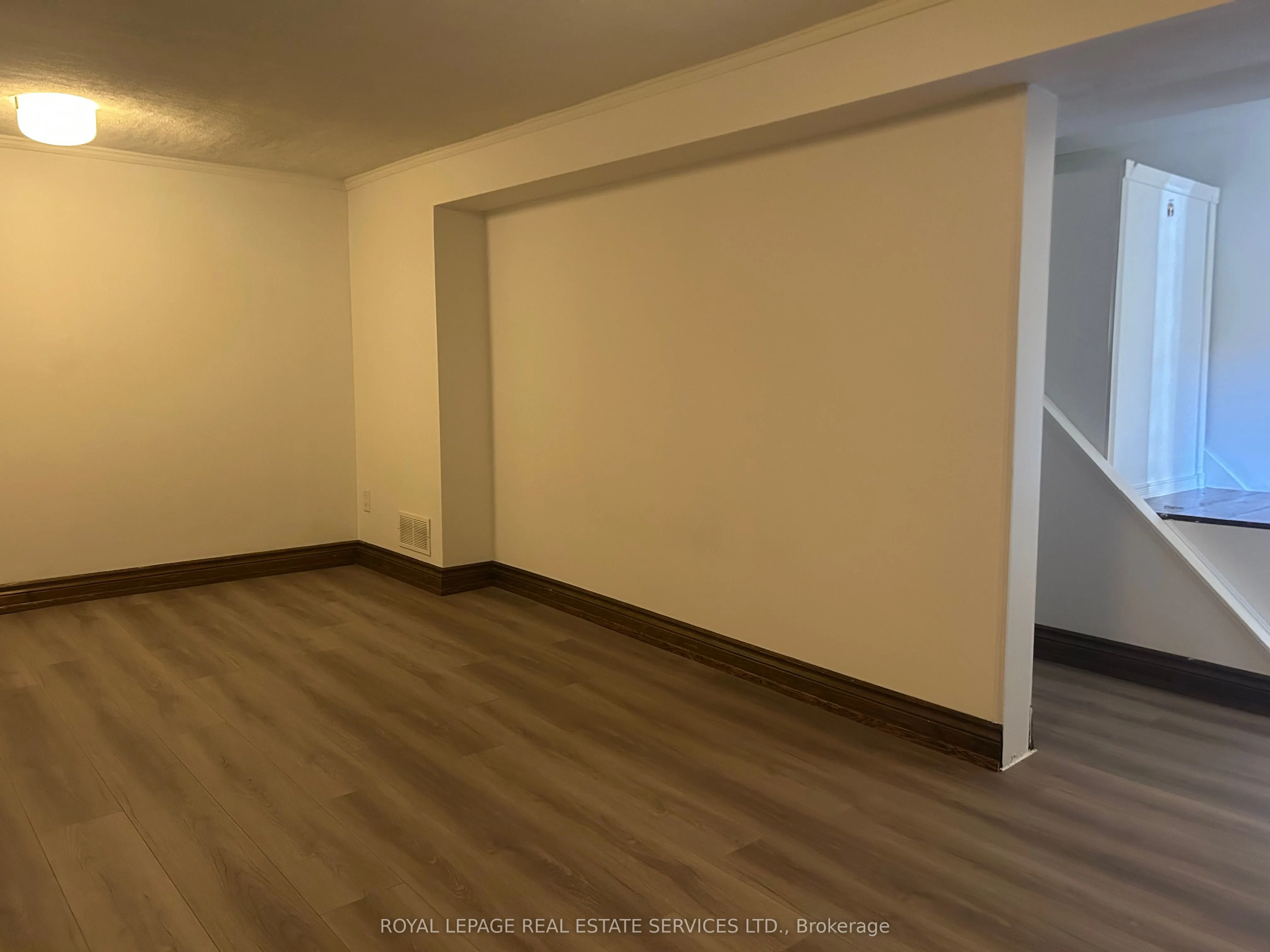 212 Clinton Street, #L