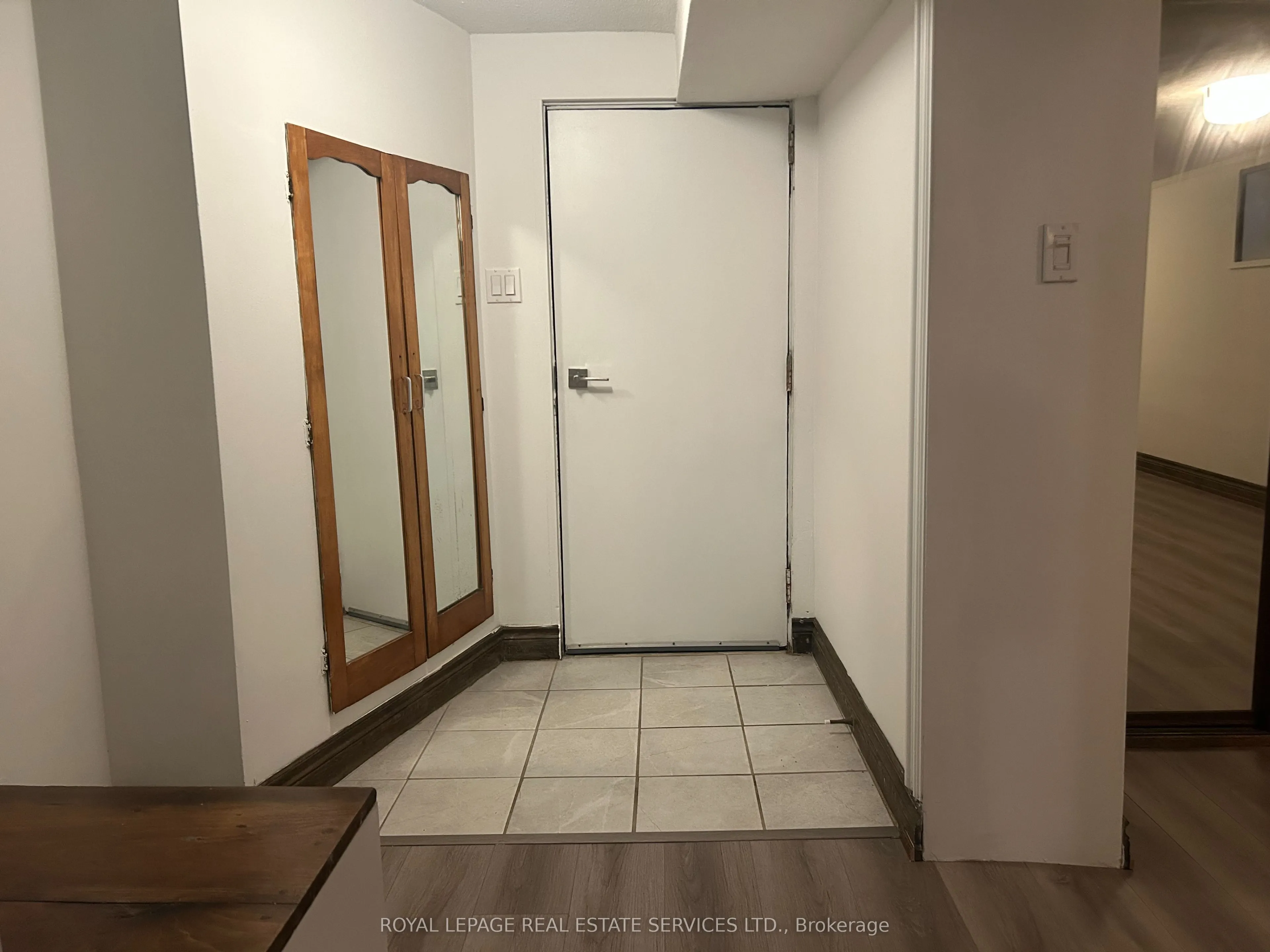 212 Clinton Street, #L
