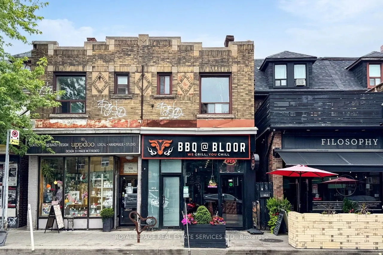 914 Bloor Street W