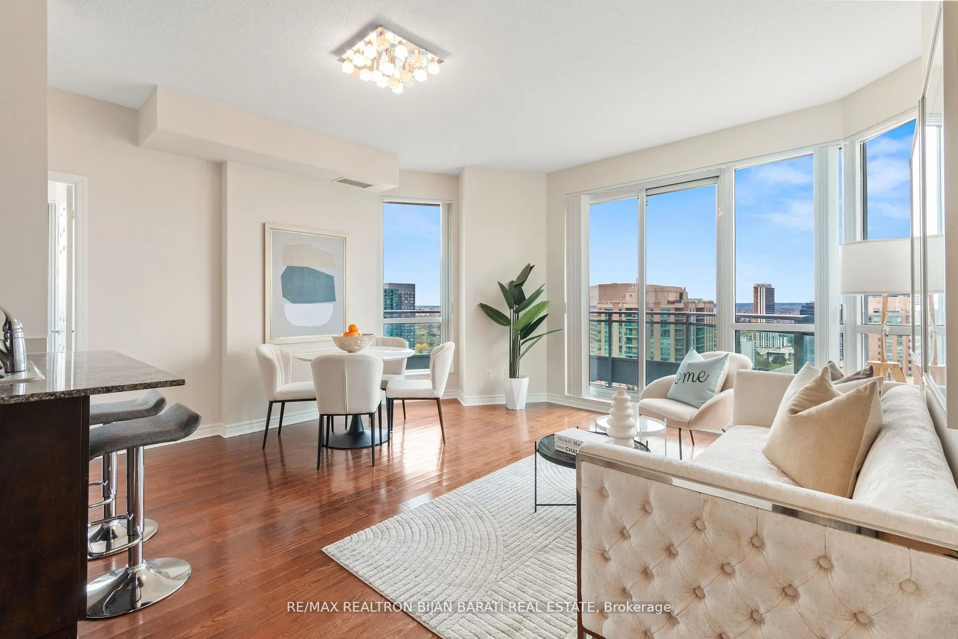 18 Holmes Avenue, #2510