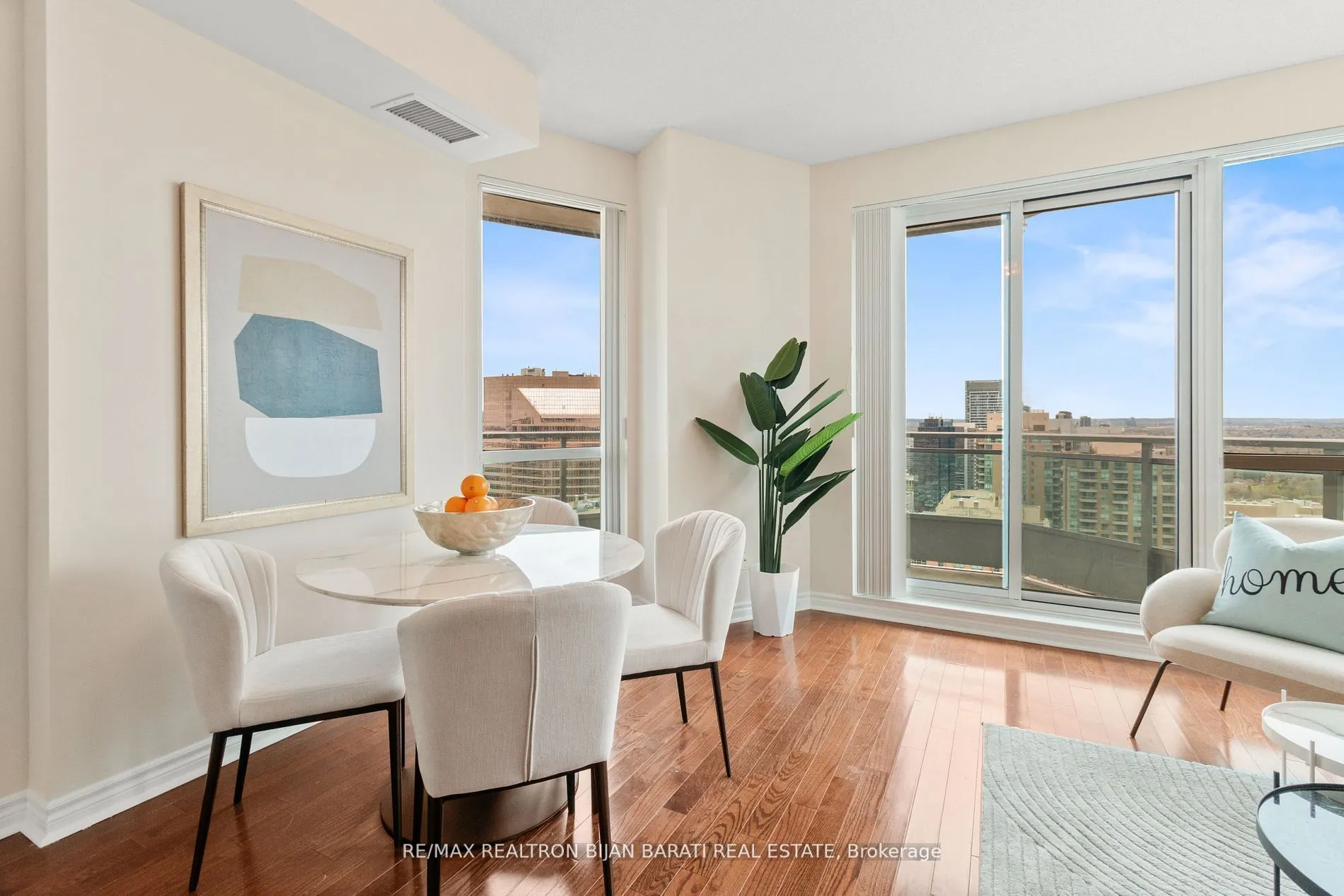18 Holmes Avenue, #2510