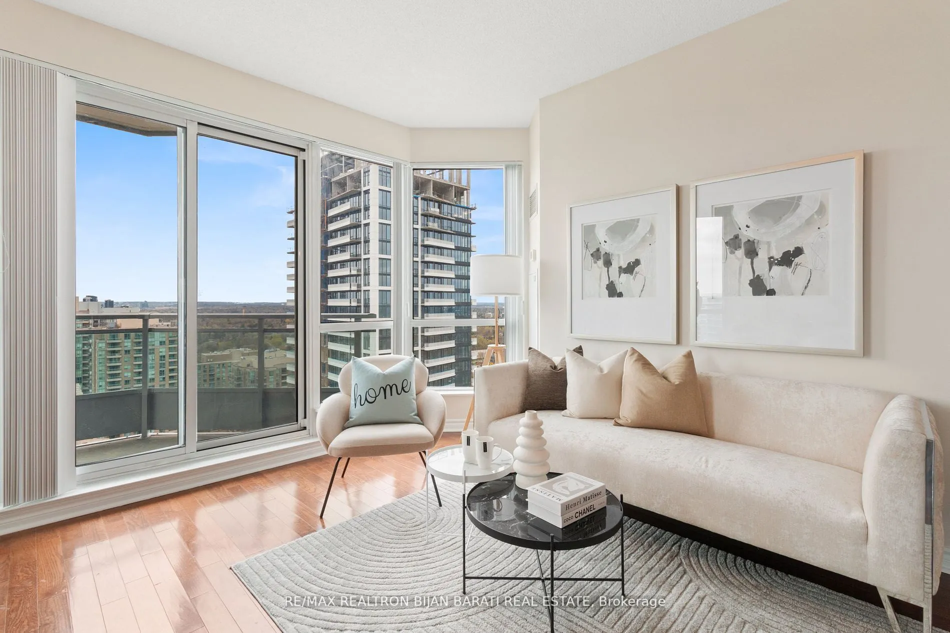 18 Holmes Avenue, #2510