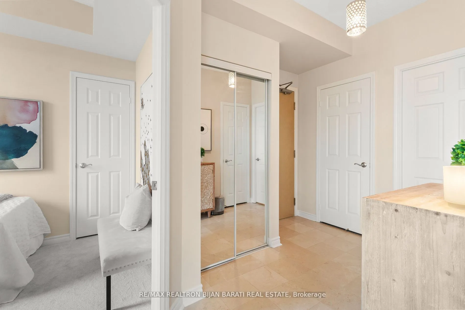 18 Holmes Avenue, #2510