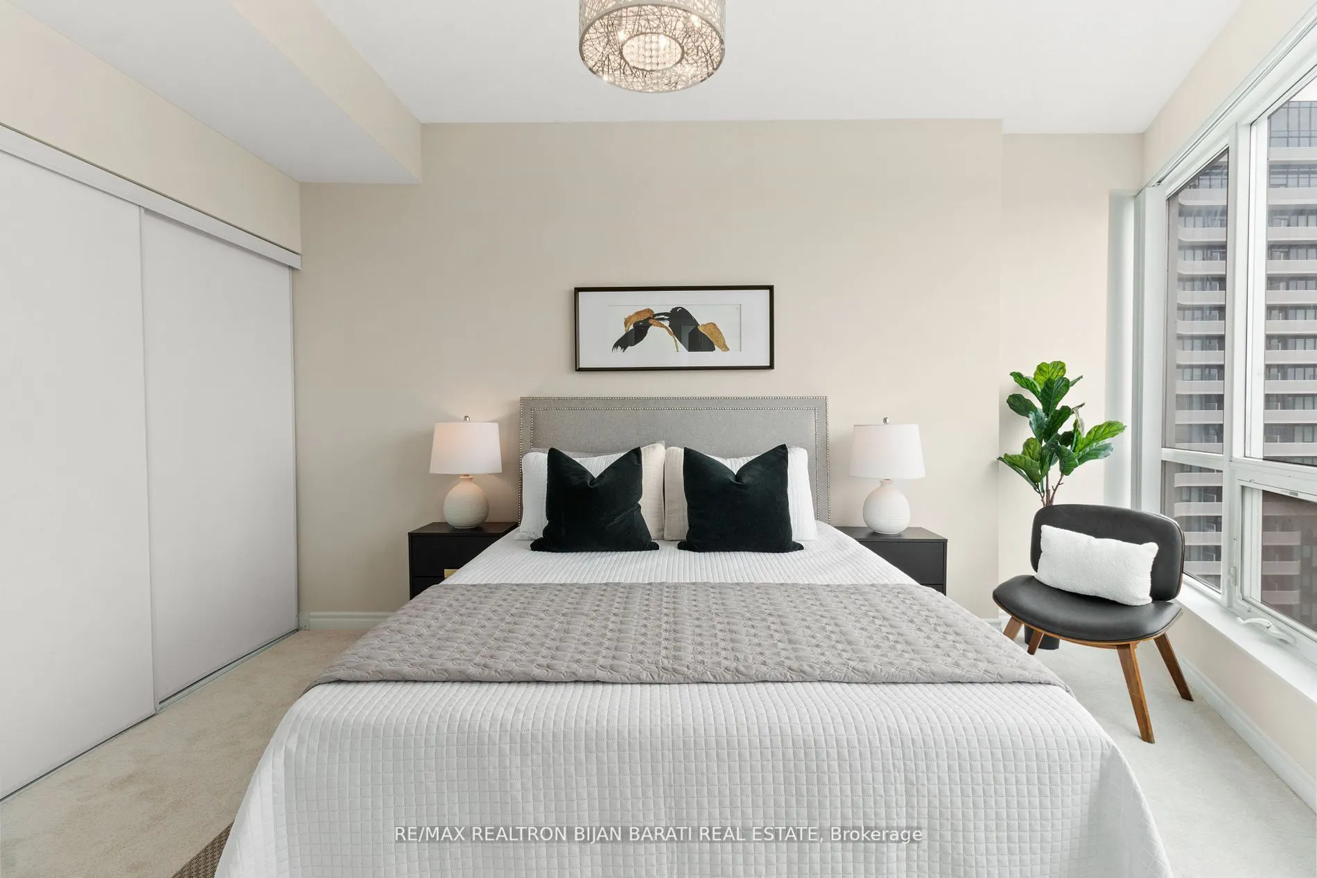 18 Holmes Avenue, #2510