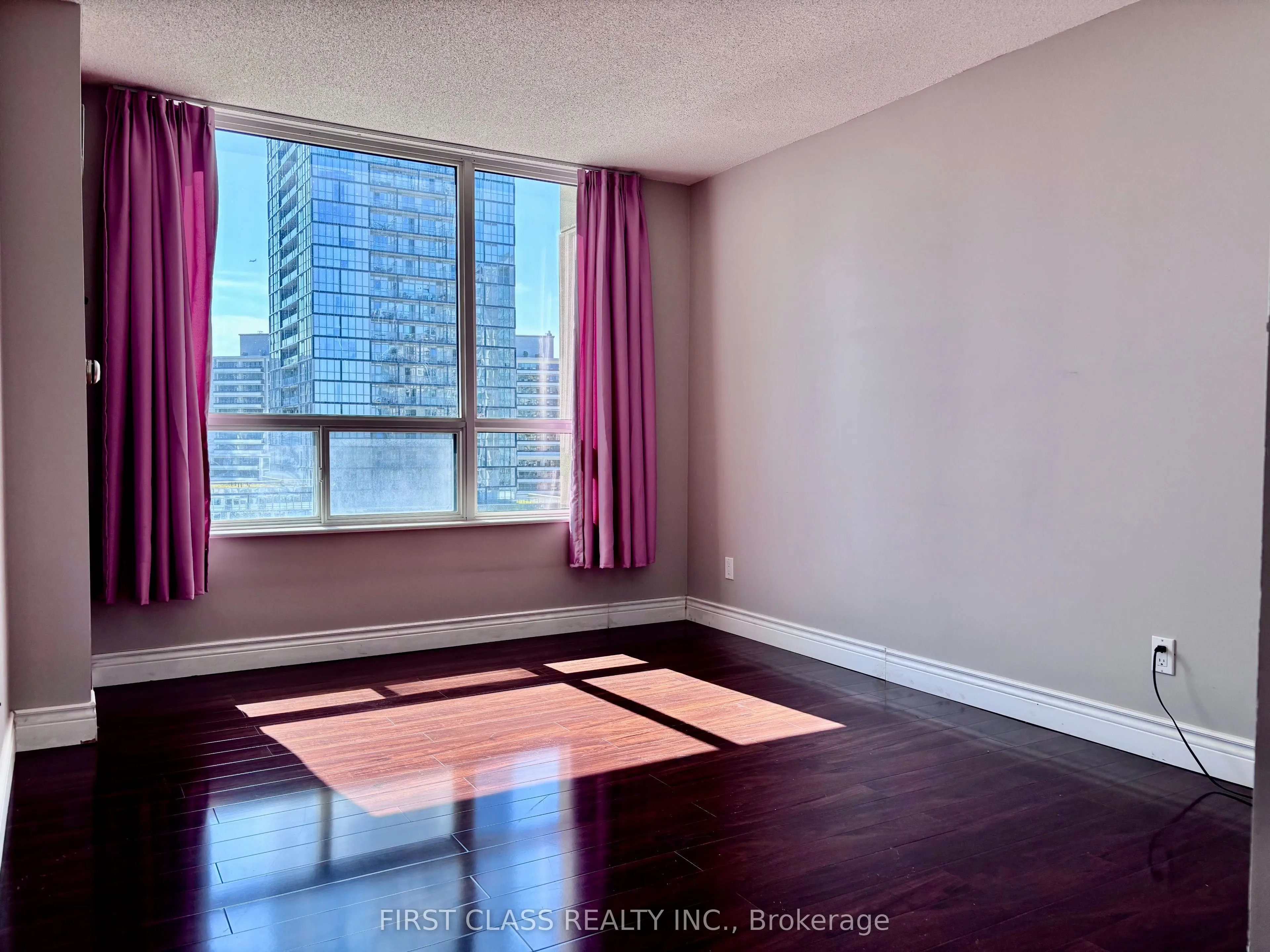 238 Doris Avenue, #1503