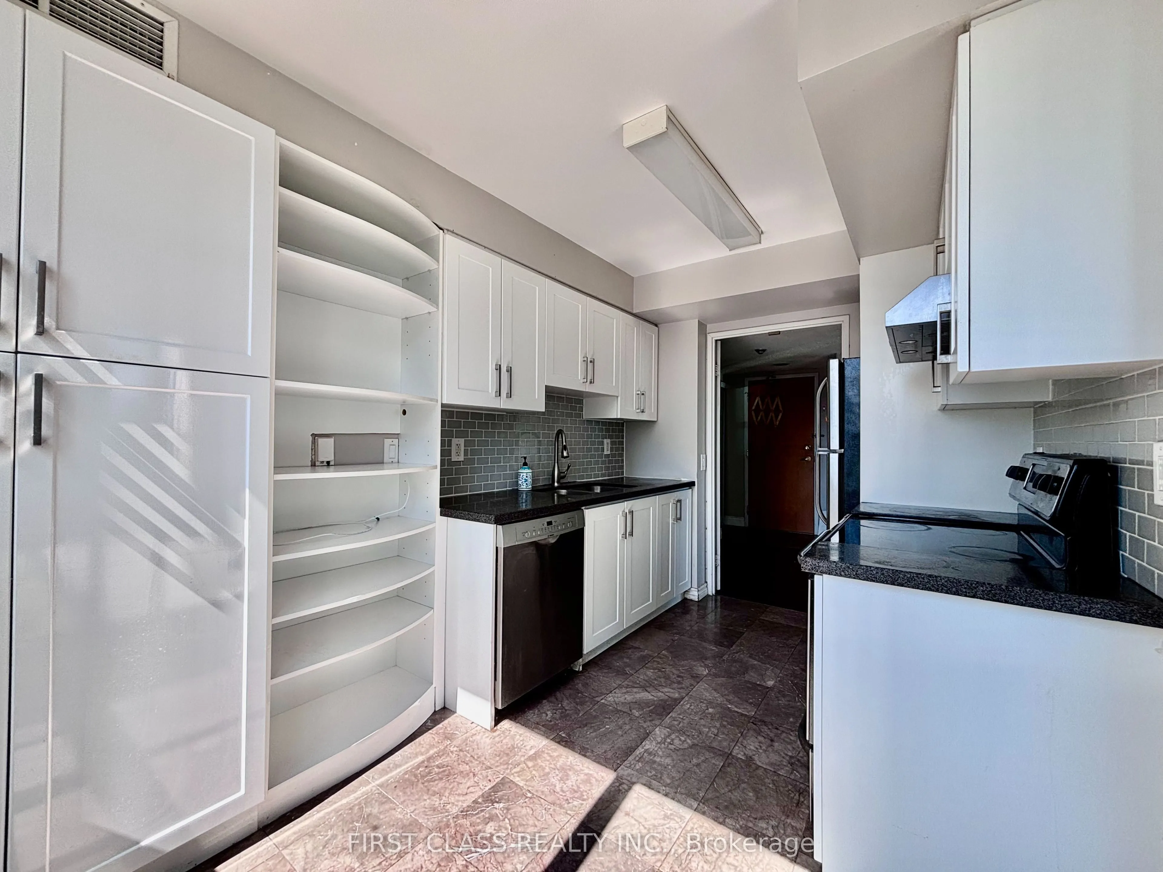 238 Doris Avenue, #1503