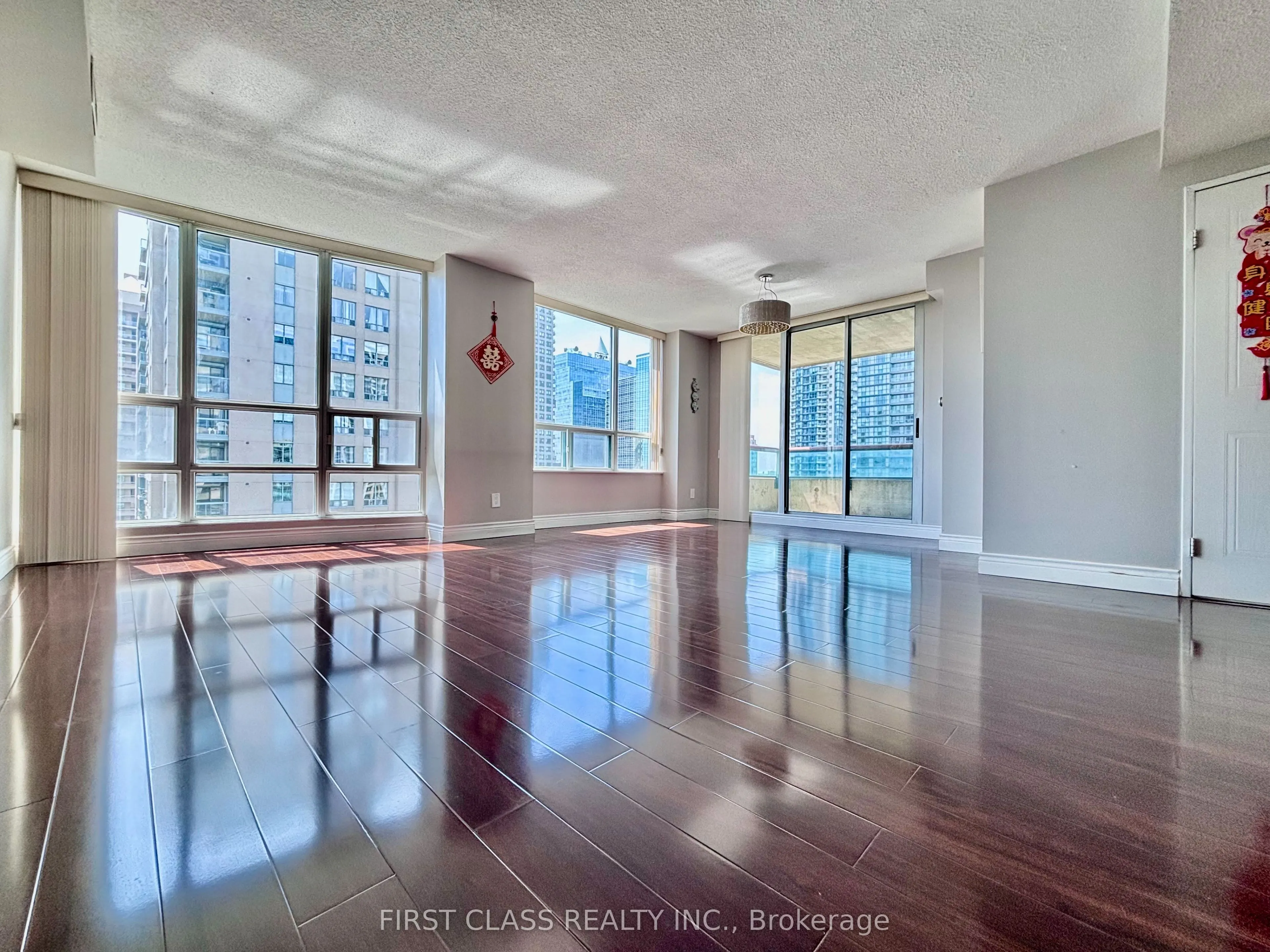 238 Doris Avenue, #1503