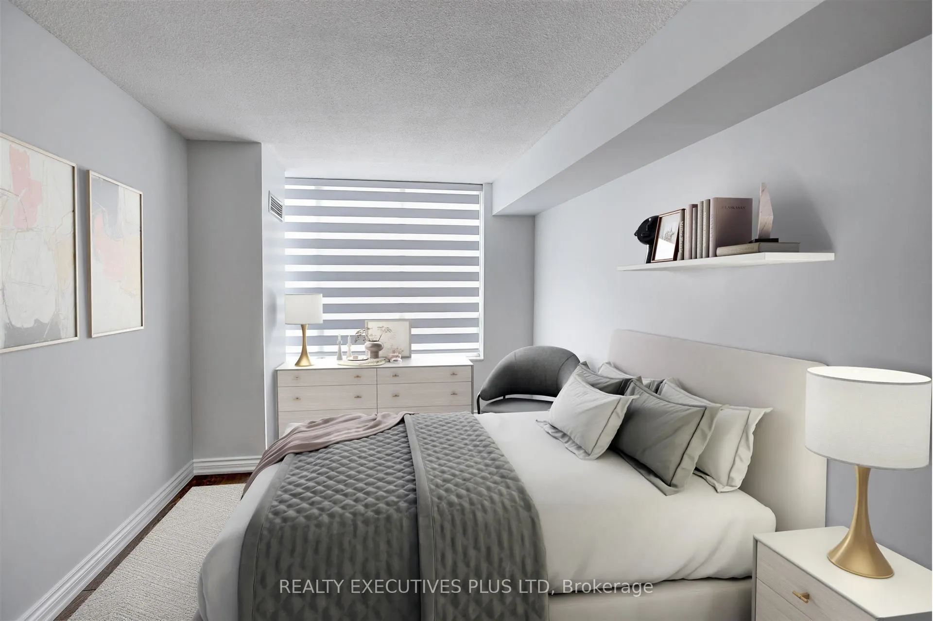215 The Donway W, #410