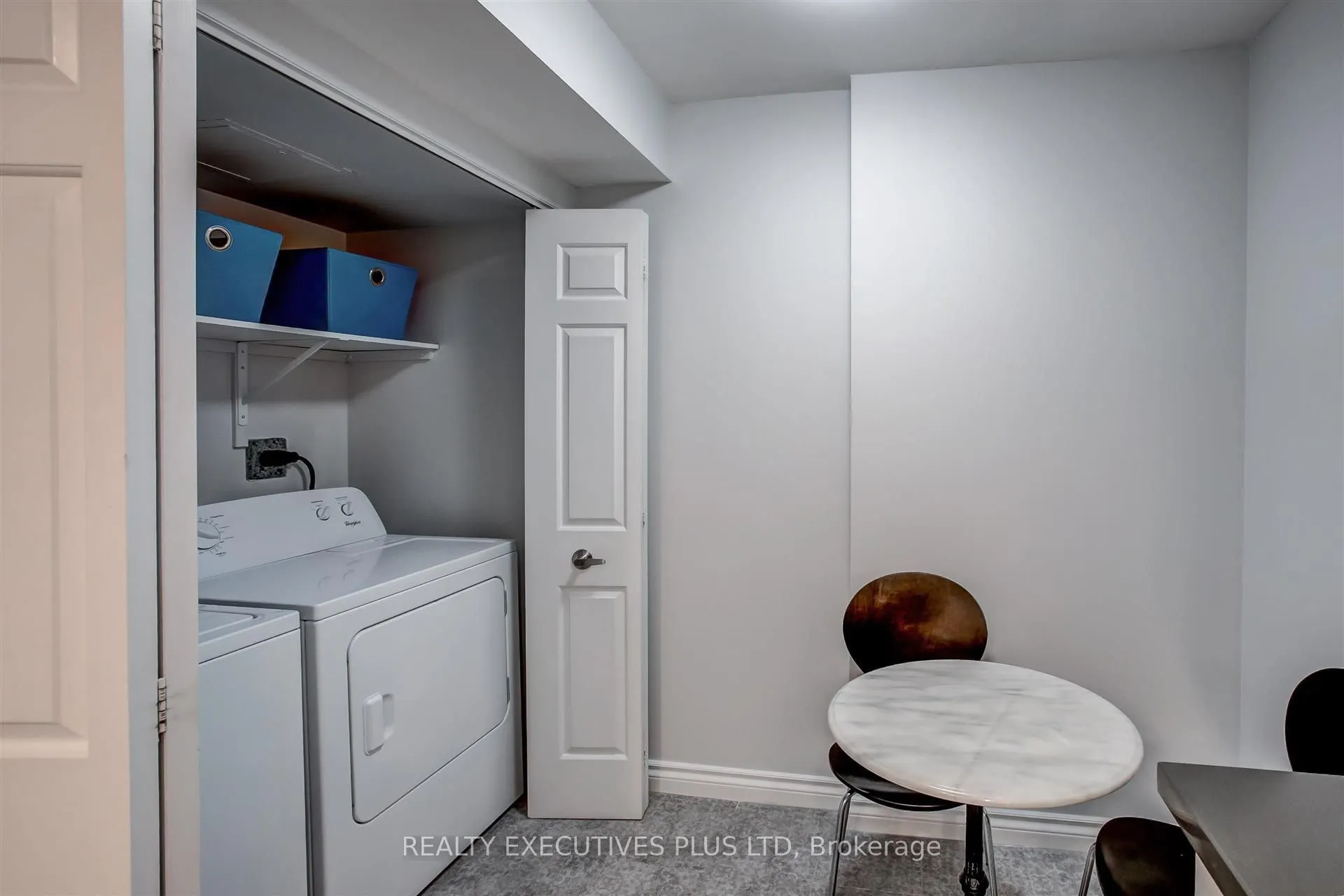 215 The Donway W, #410