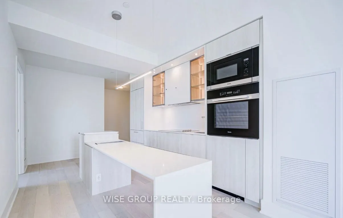 11 Yorkville Avenue, #1612