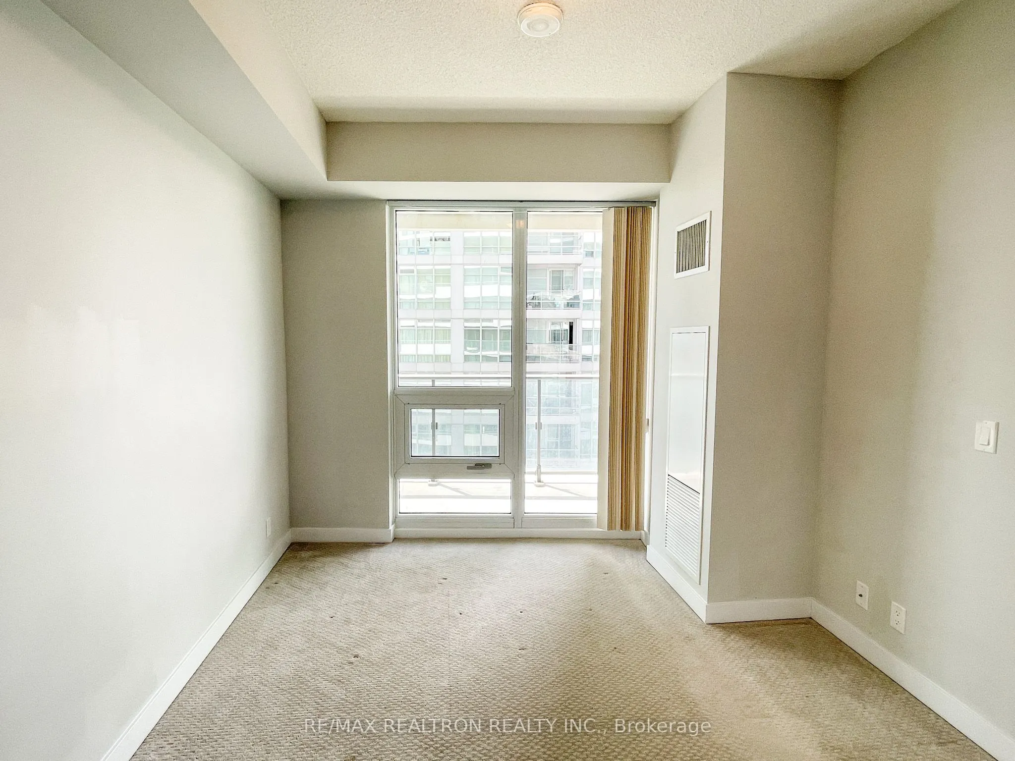 2221 Yonge Street #3306