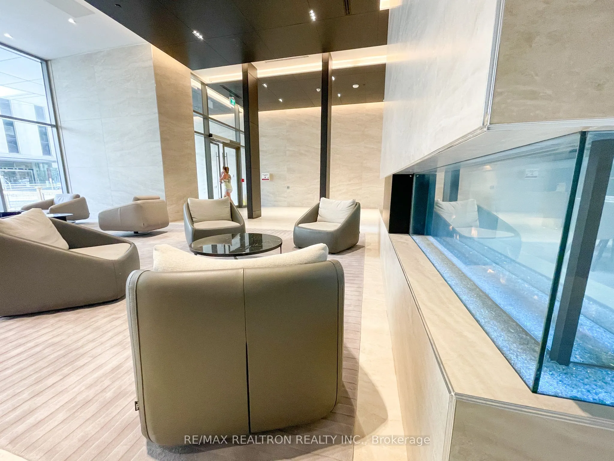 2221 Yonge Street #3306