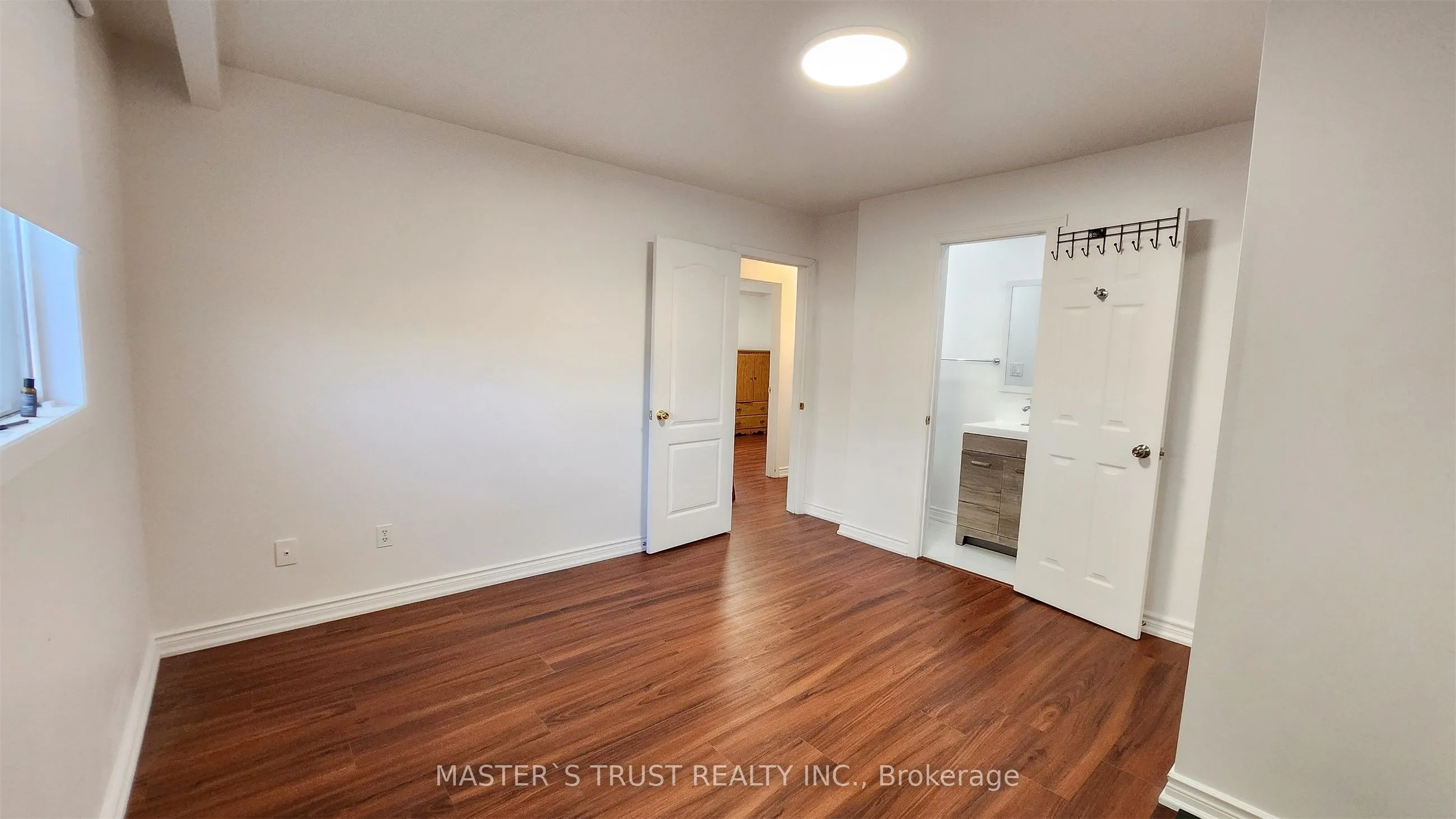 25 Navaho Drive
