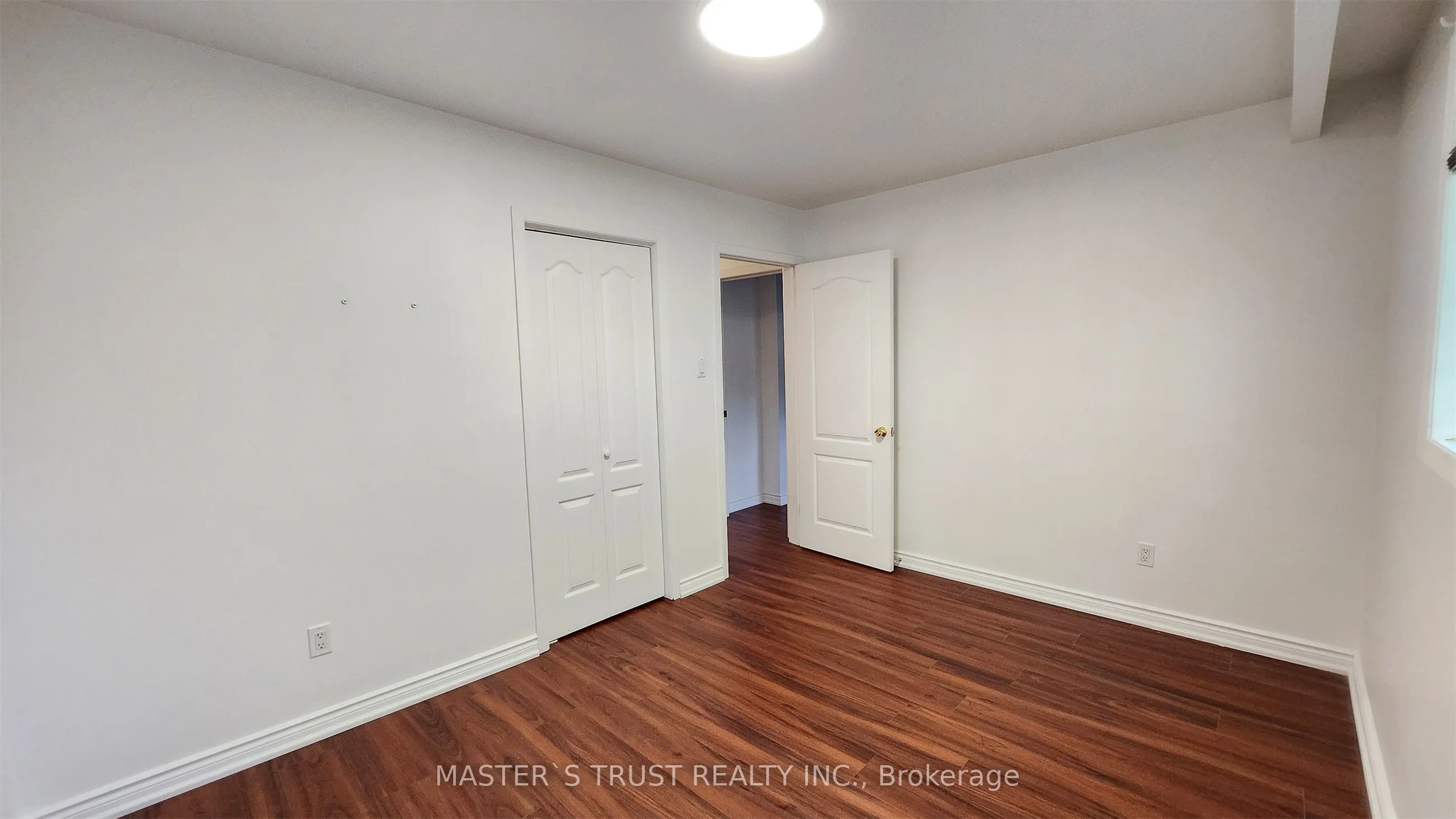 25 Navaho Drive