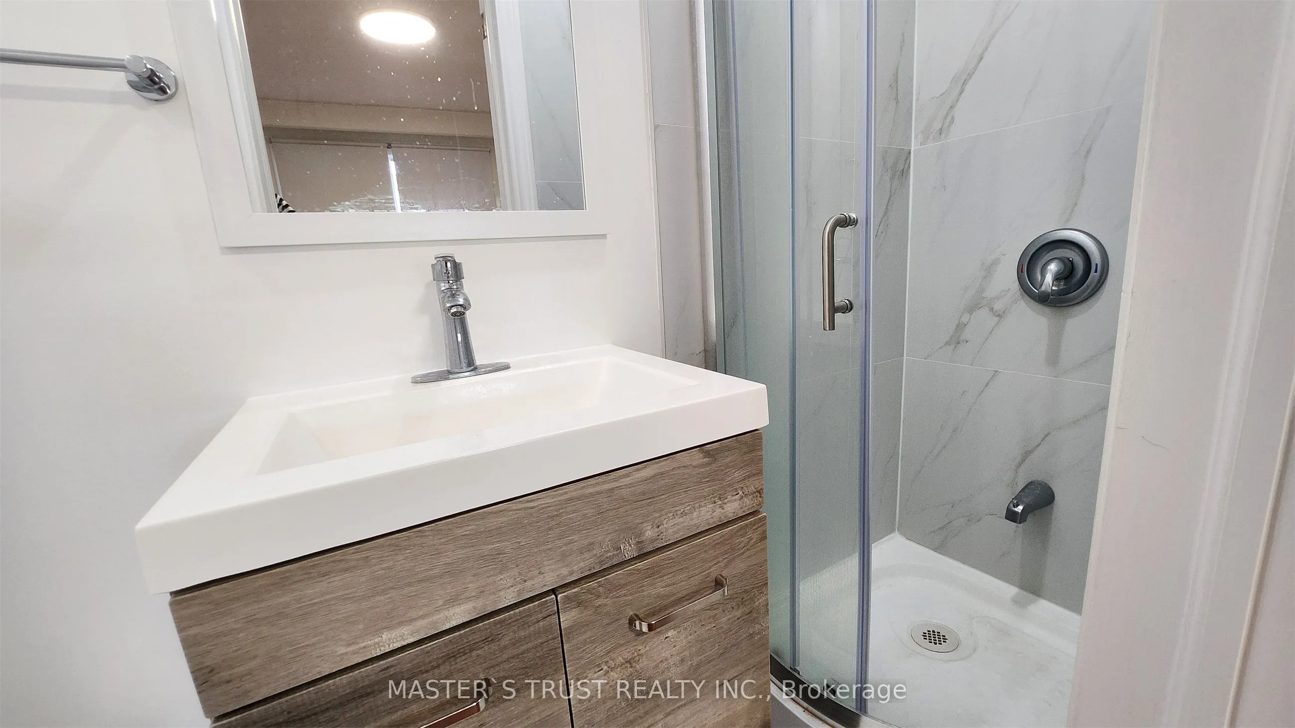 25 Navaho Drive