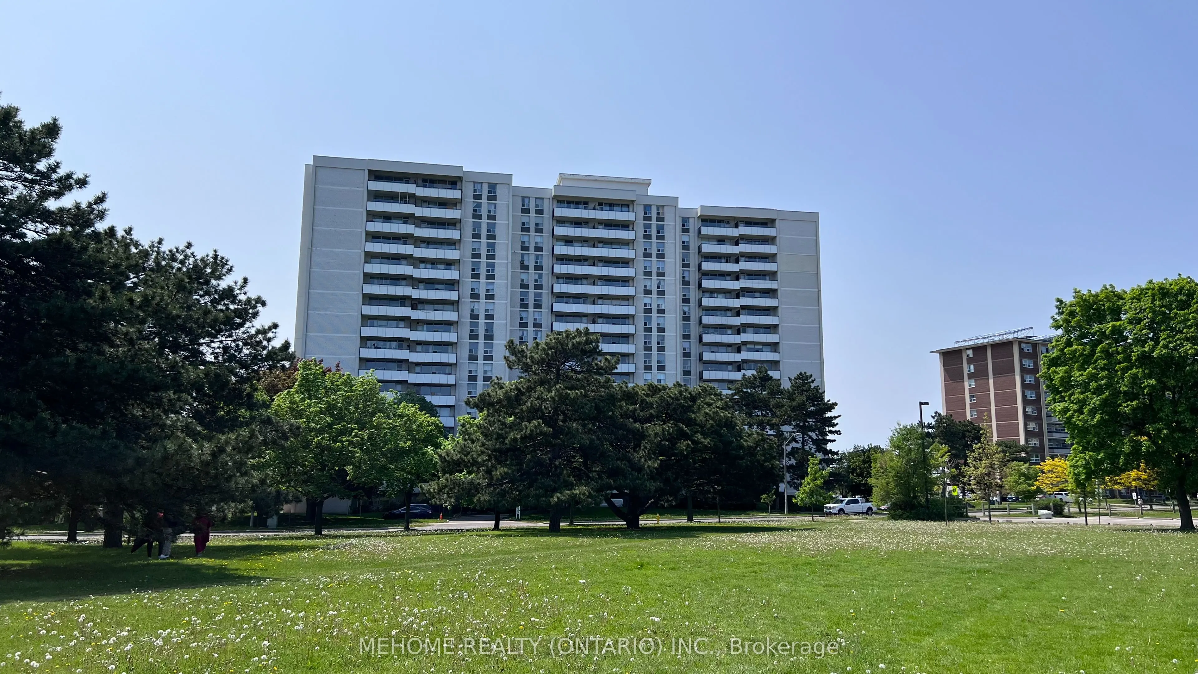 20 Forest Manor Road, #508