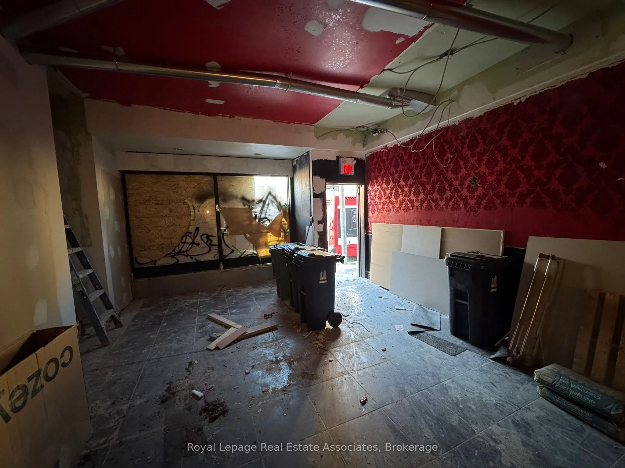 200 Bathurst Street, #Main Floor