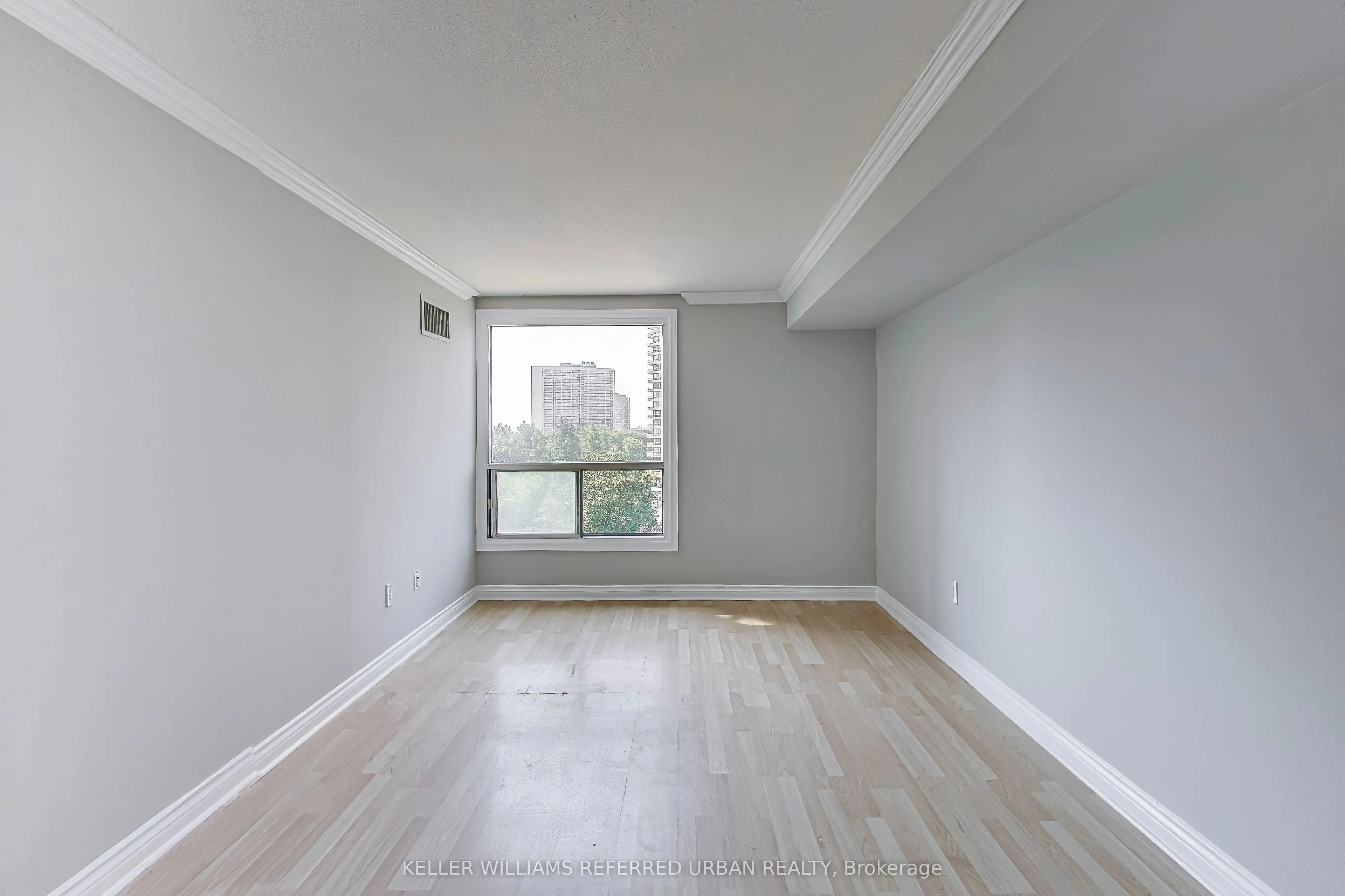 5 Concorde Place, #502