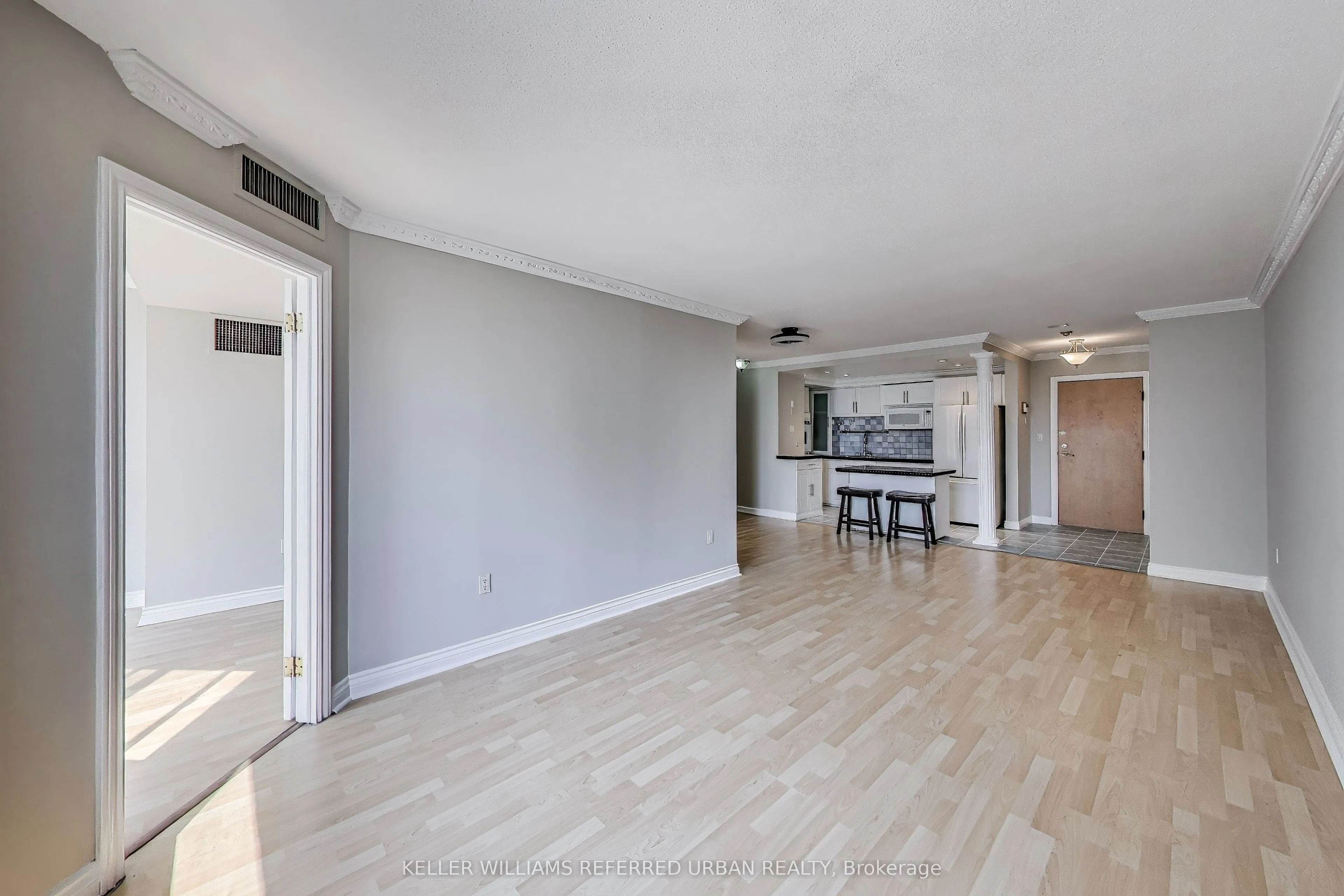 5 Concorde Place, #502