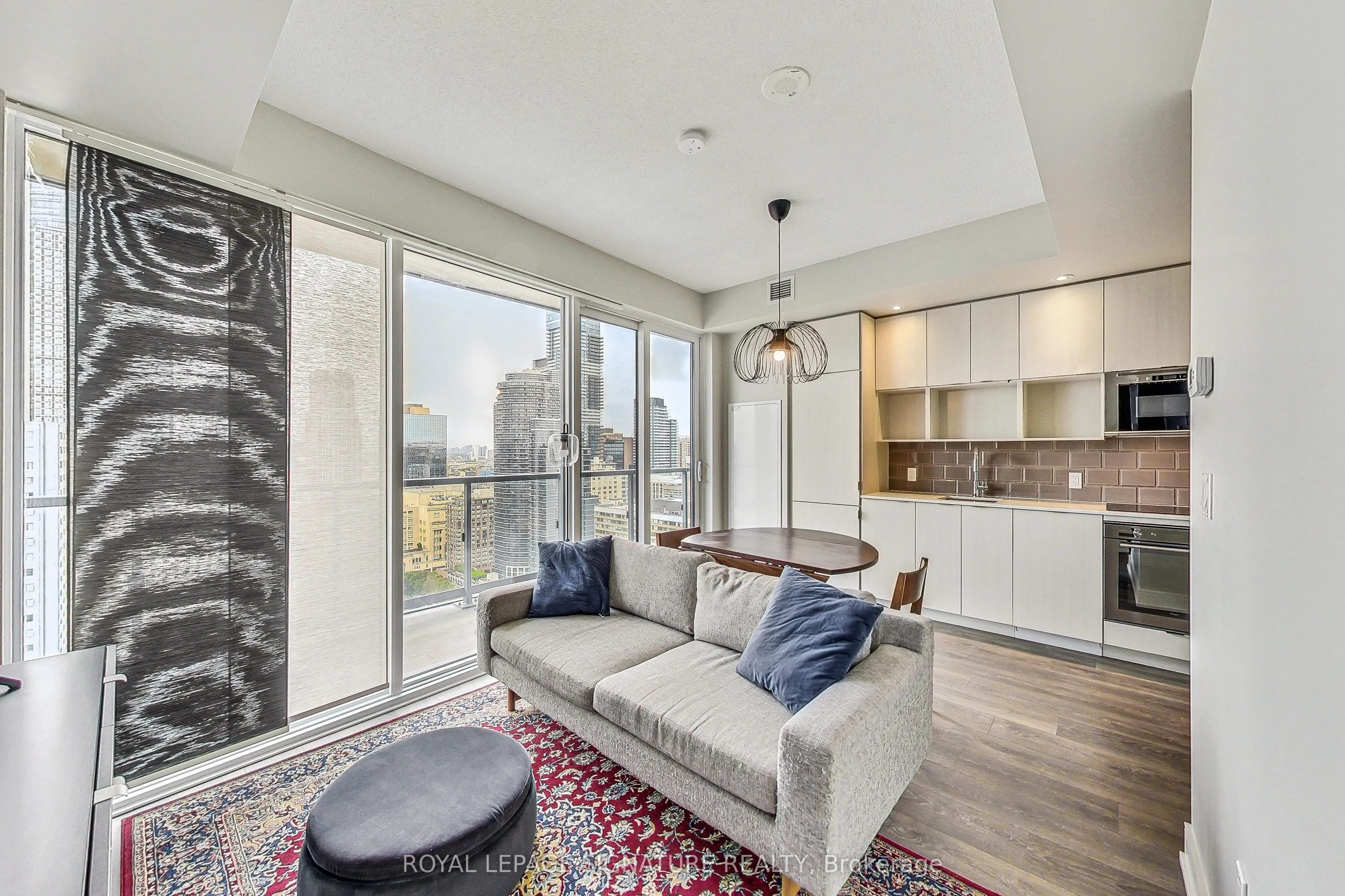89 McGill Street, #2912