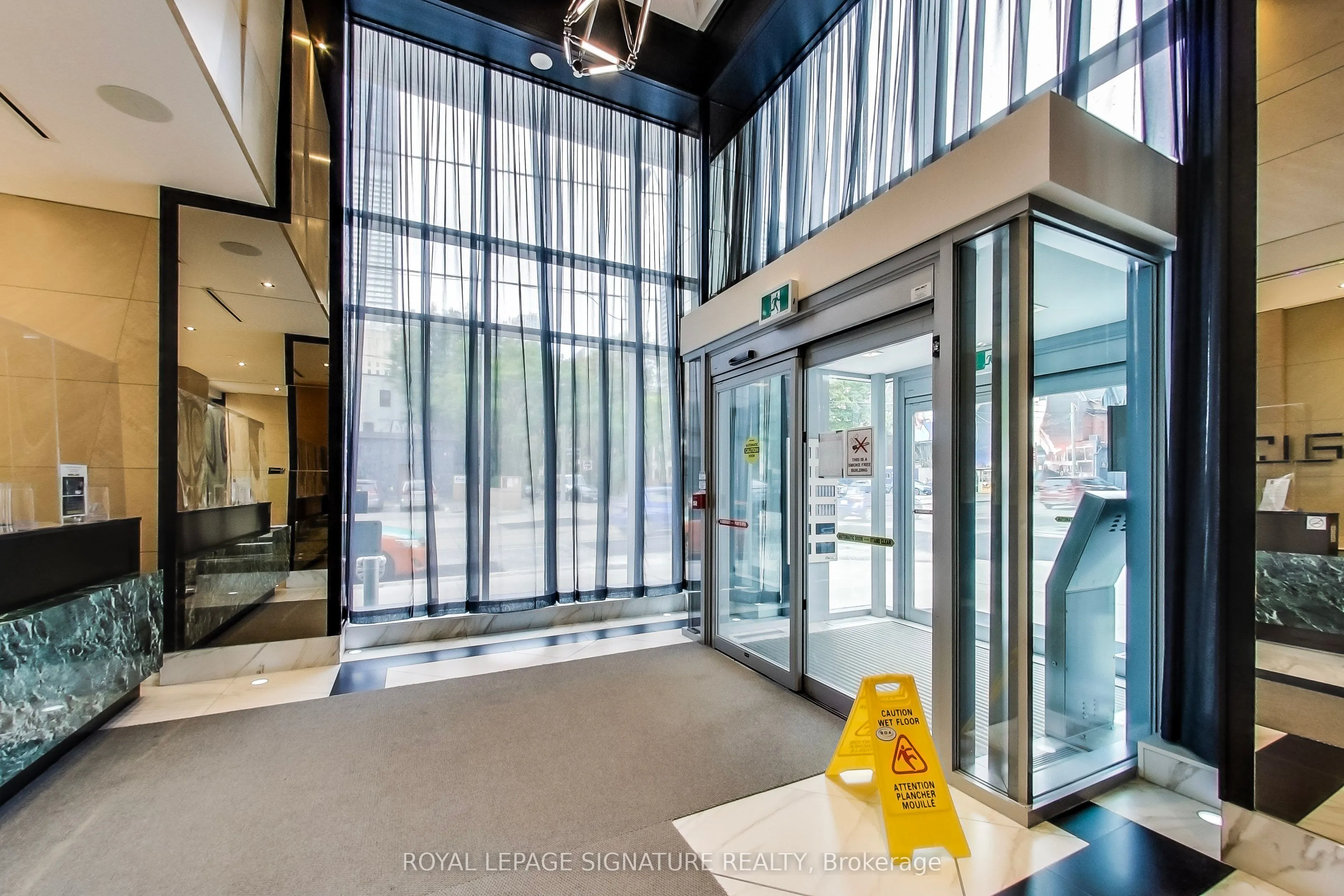 89 McGill Street, #2912