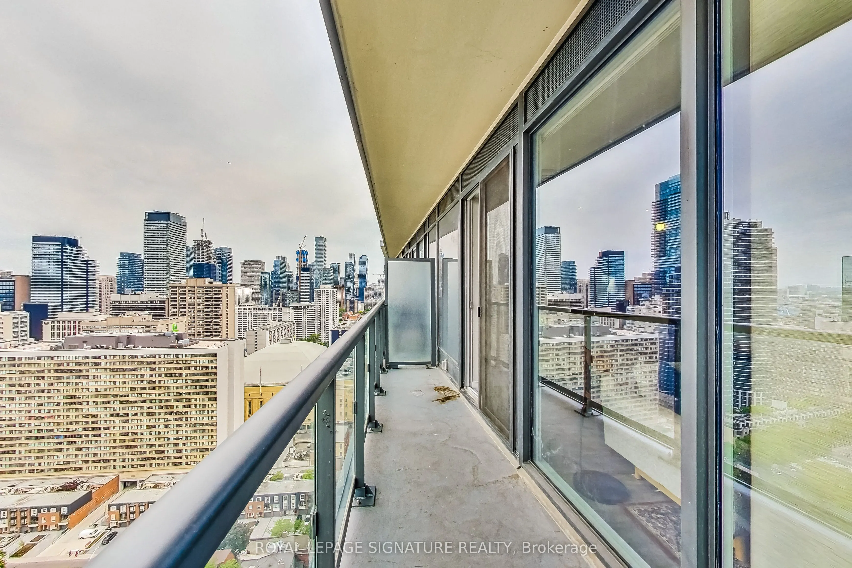 89 McGill Street, #2912