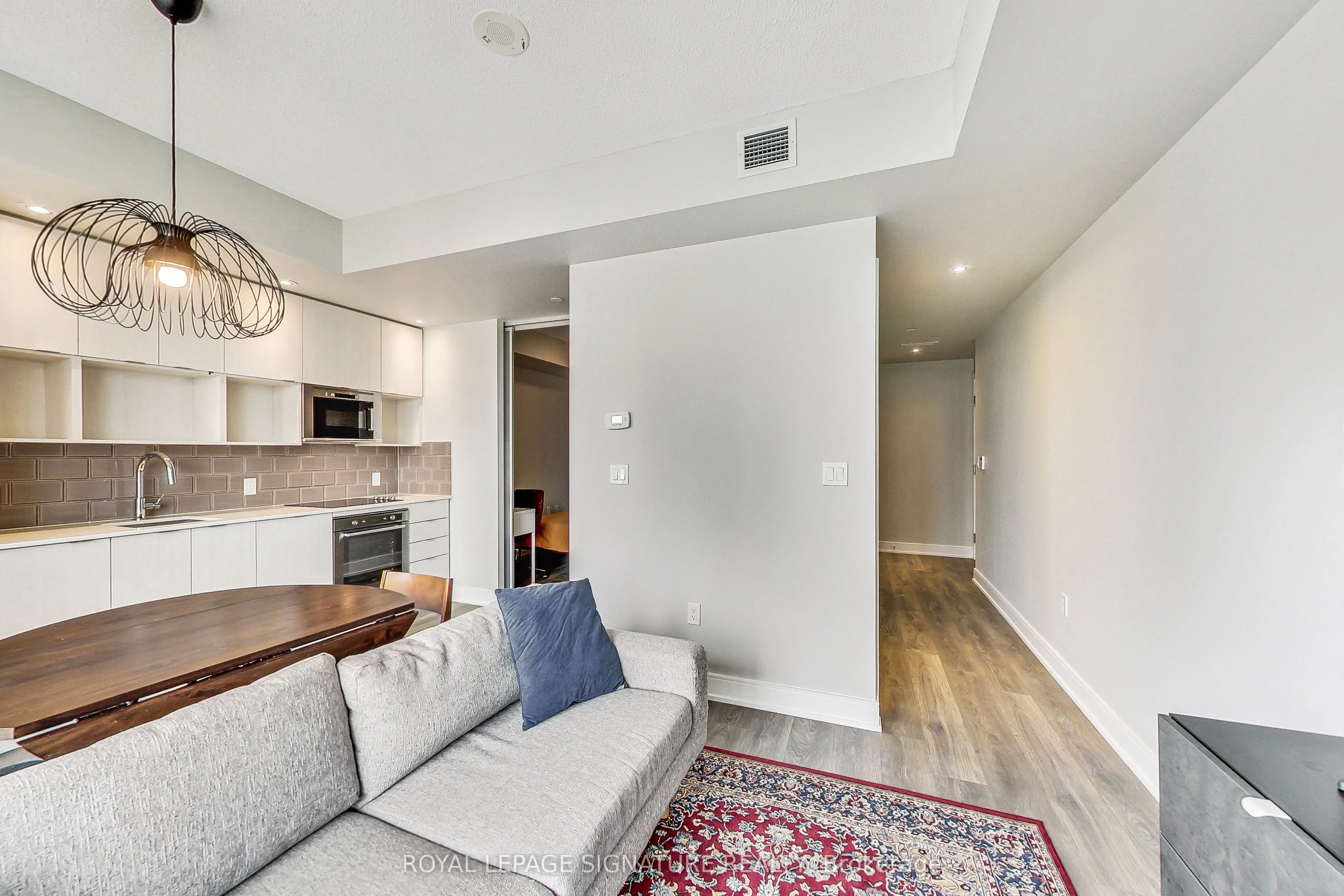 89 McGill Street, #2912