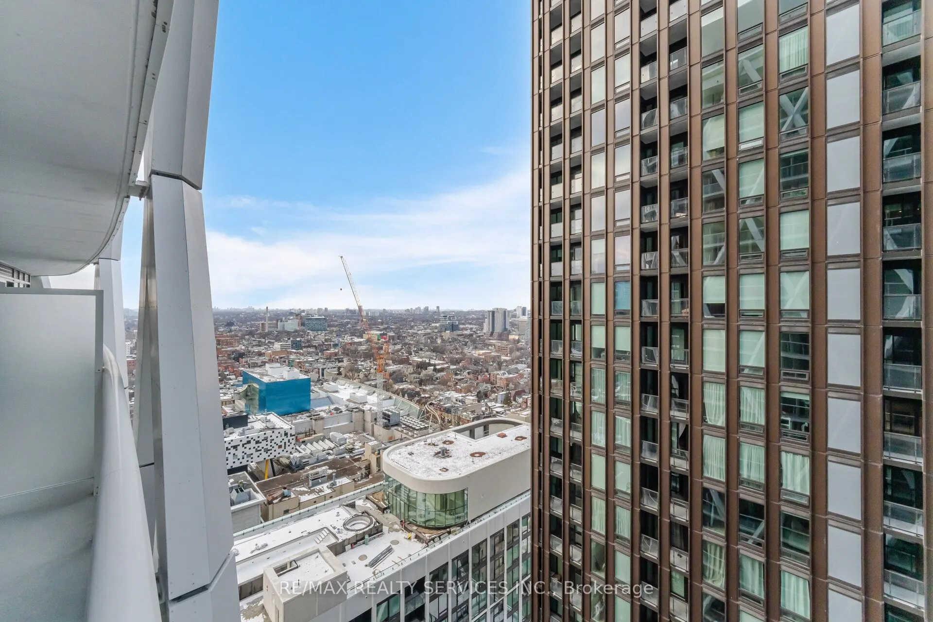 230 Simcoe Street, #2721