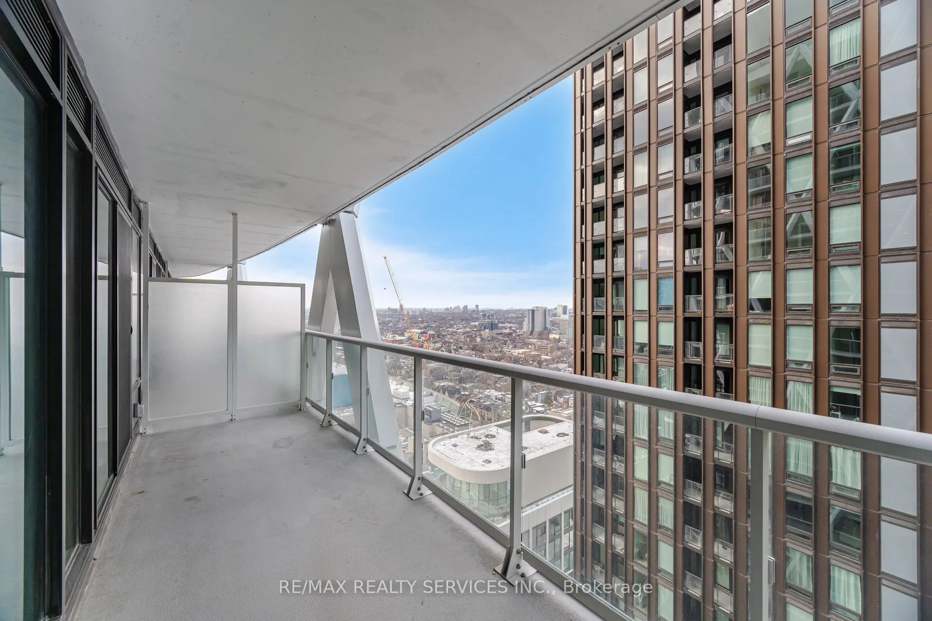 230 Simcoe Street, #2721