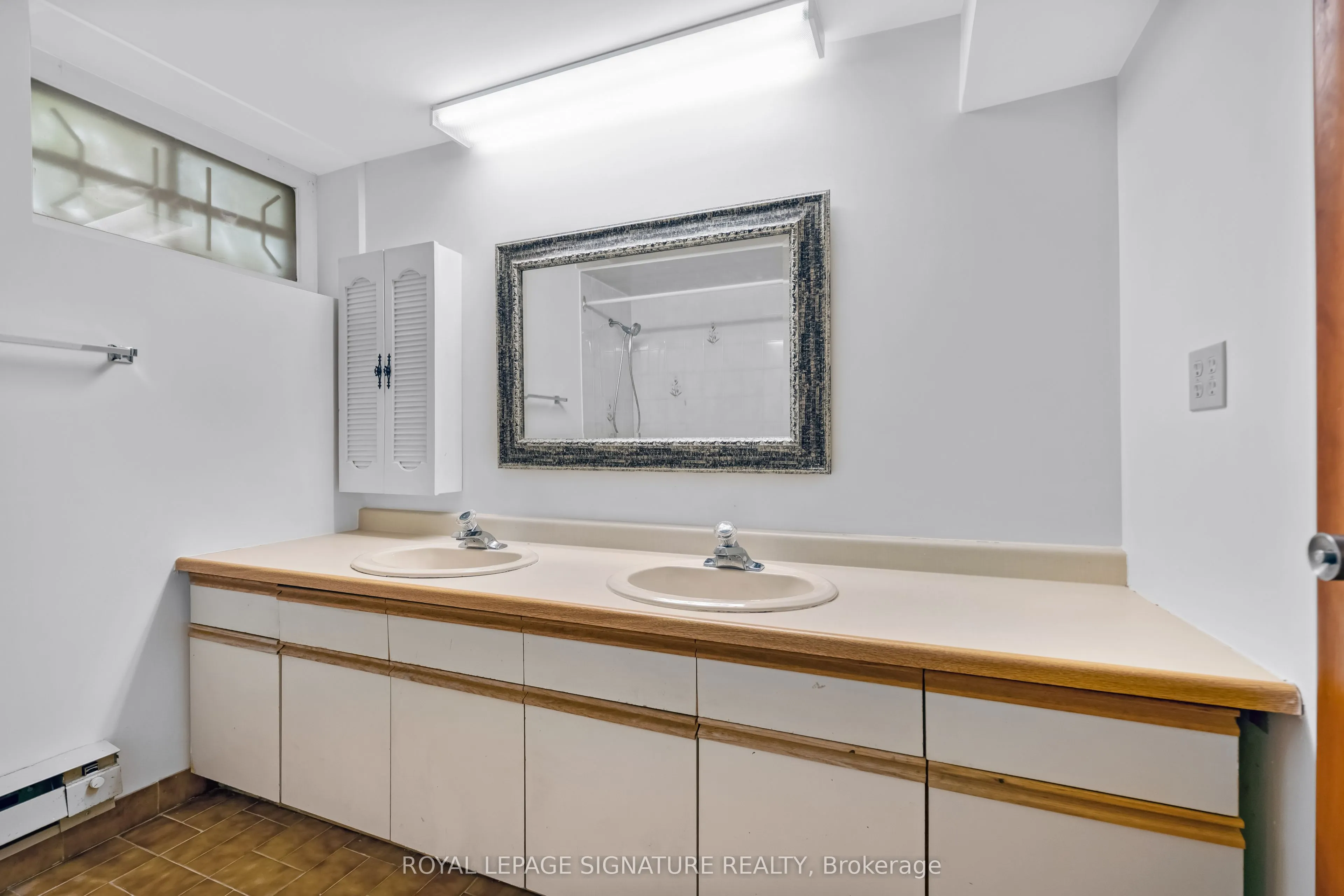 86 Heathview Avenue