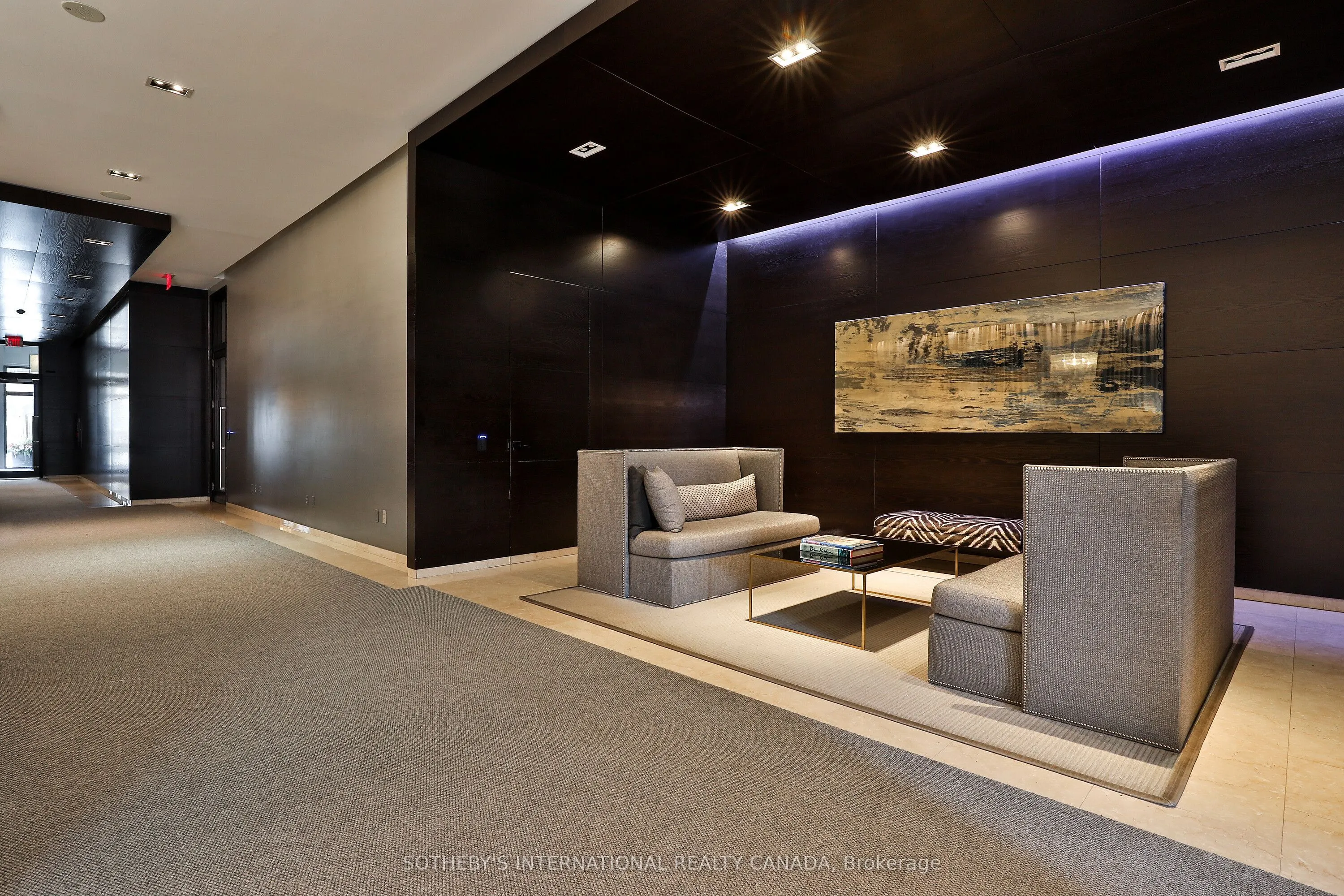 99 Avenue Road, #1101