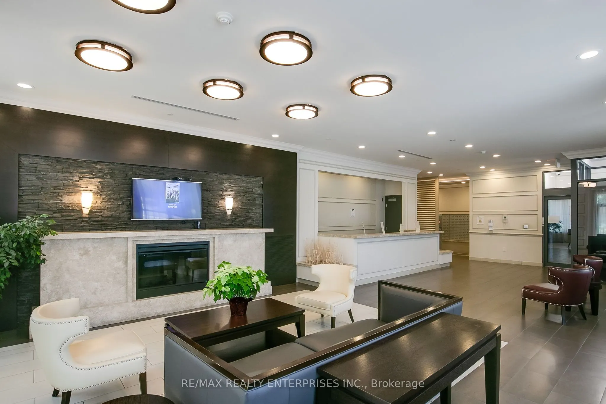 35 Saranac Boulevard, #411