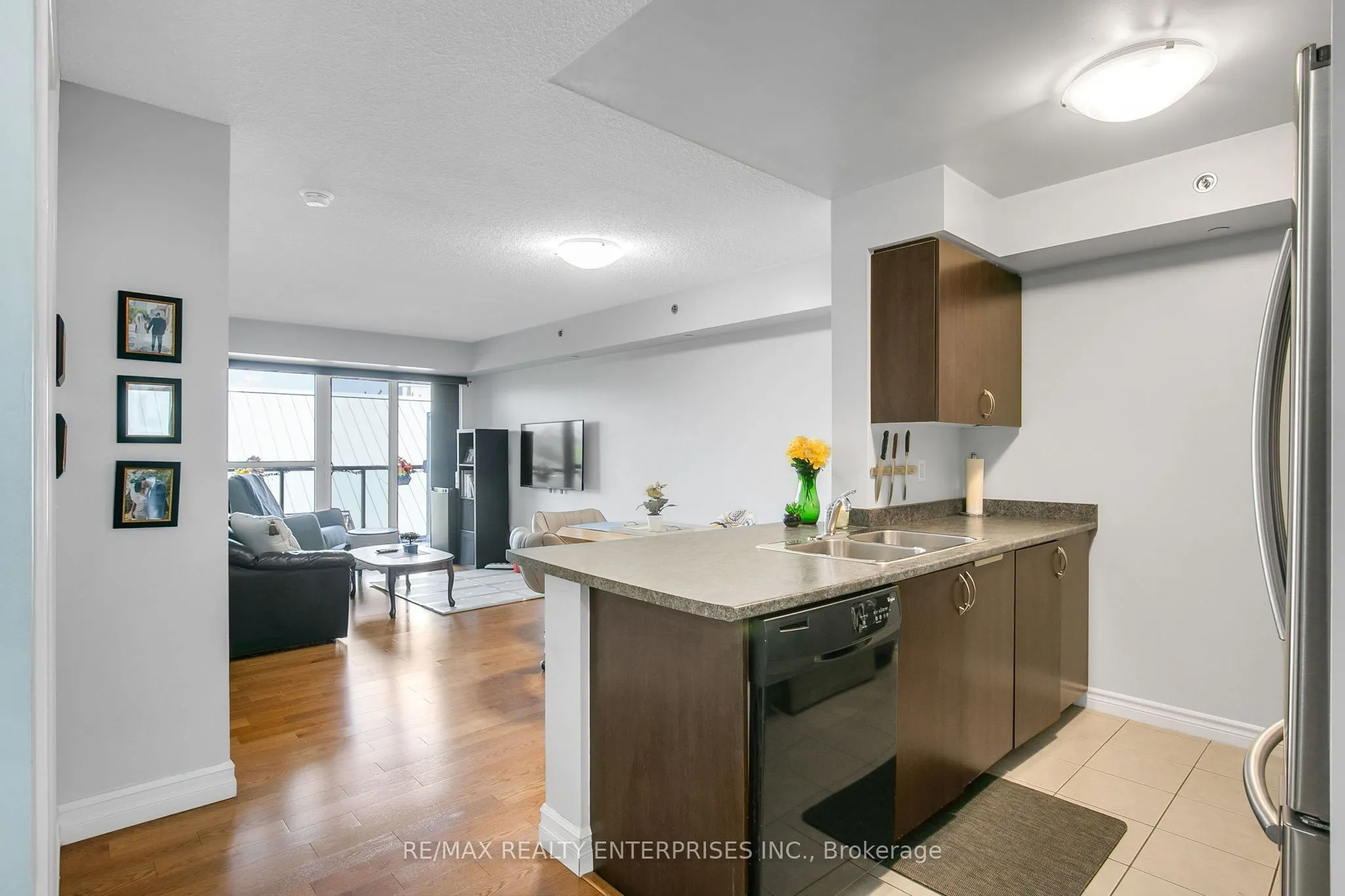 35 Saranac Boulevard, #411