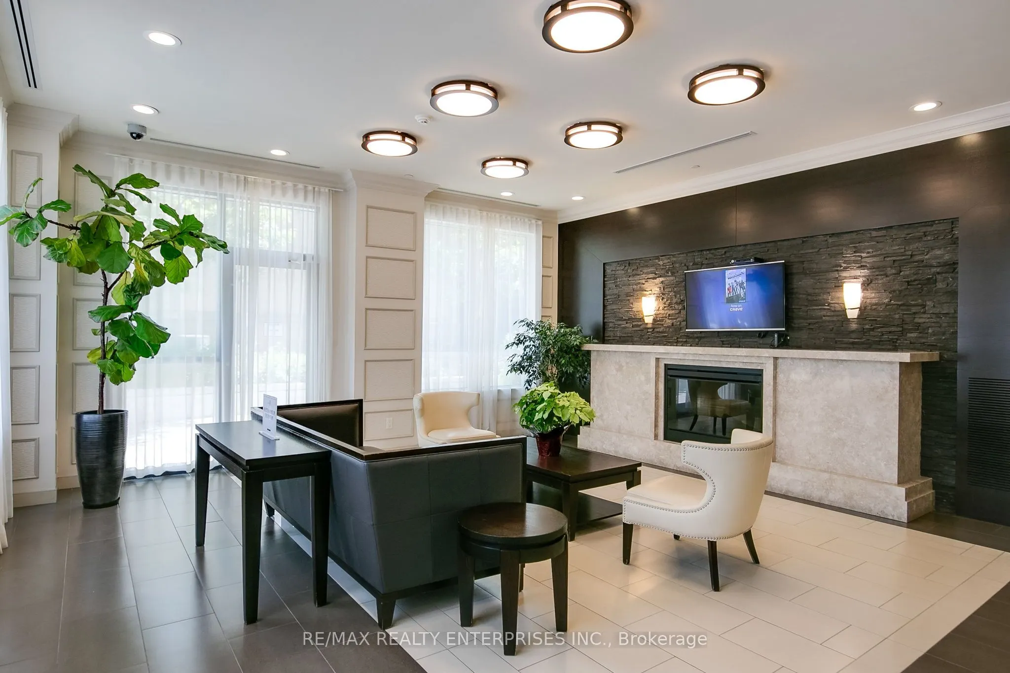 35 Saranac Boulevard, #411
