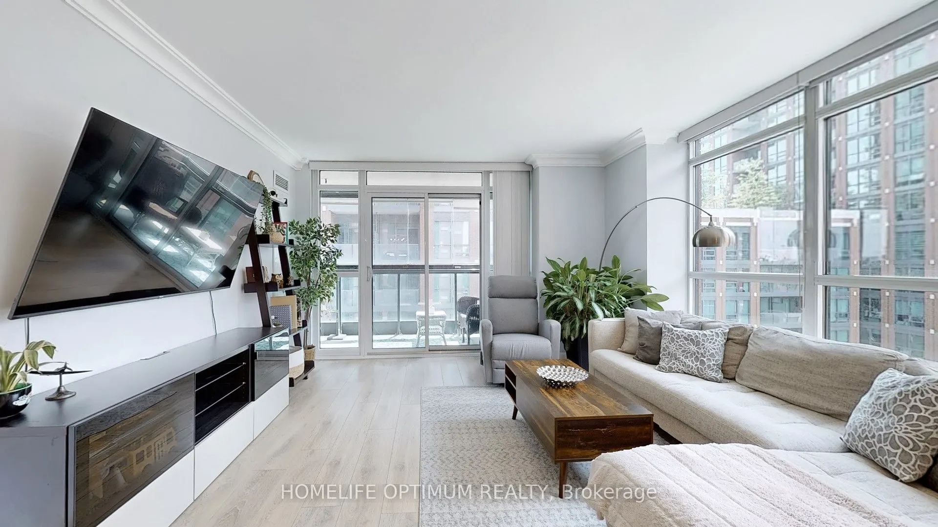 525 Wilson Avenue, #602