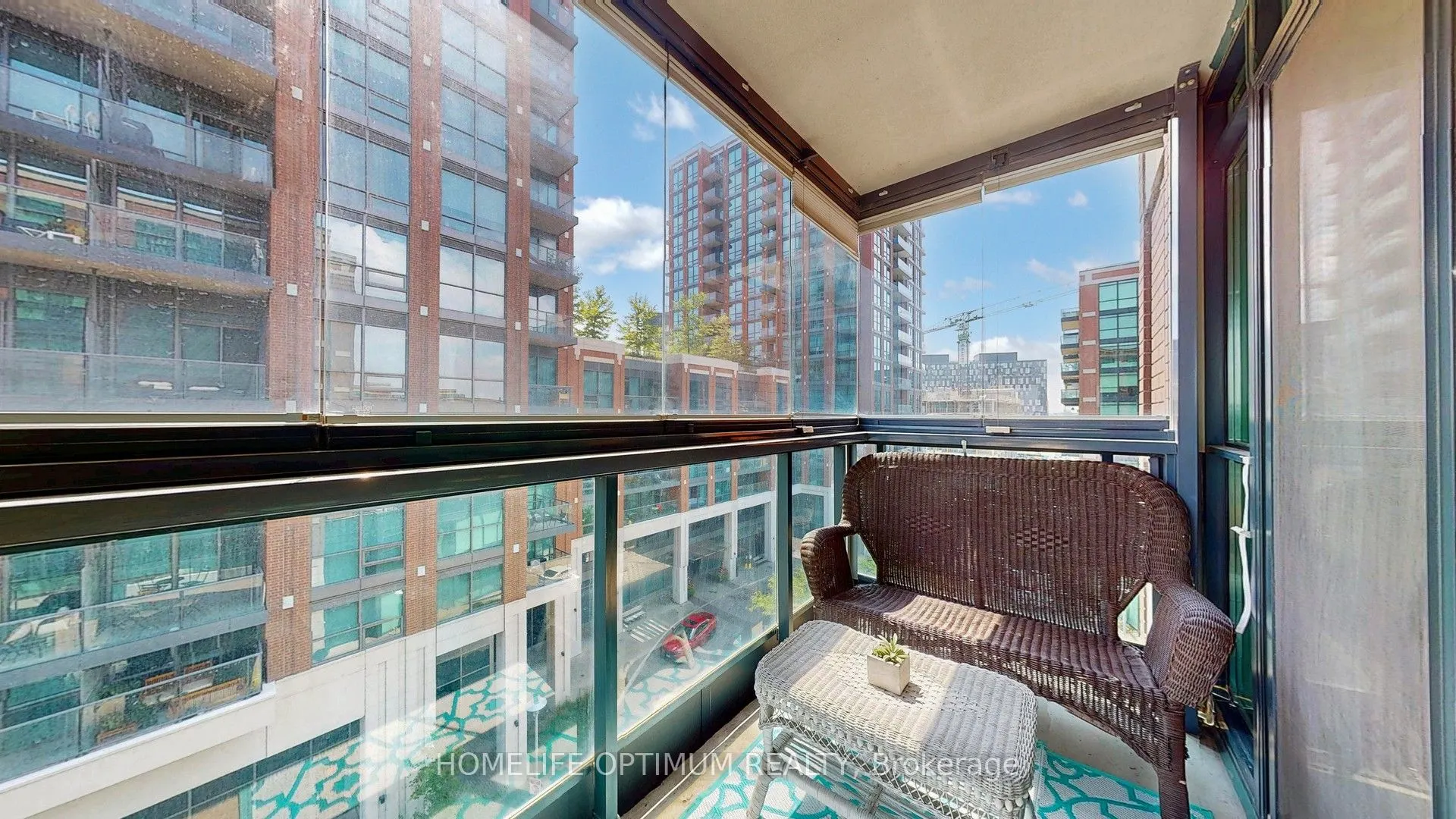 525 Wilson Avenue, #602
