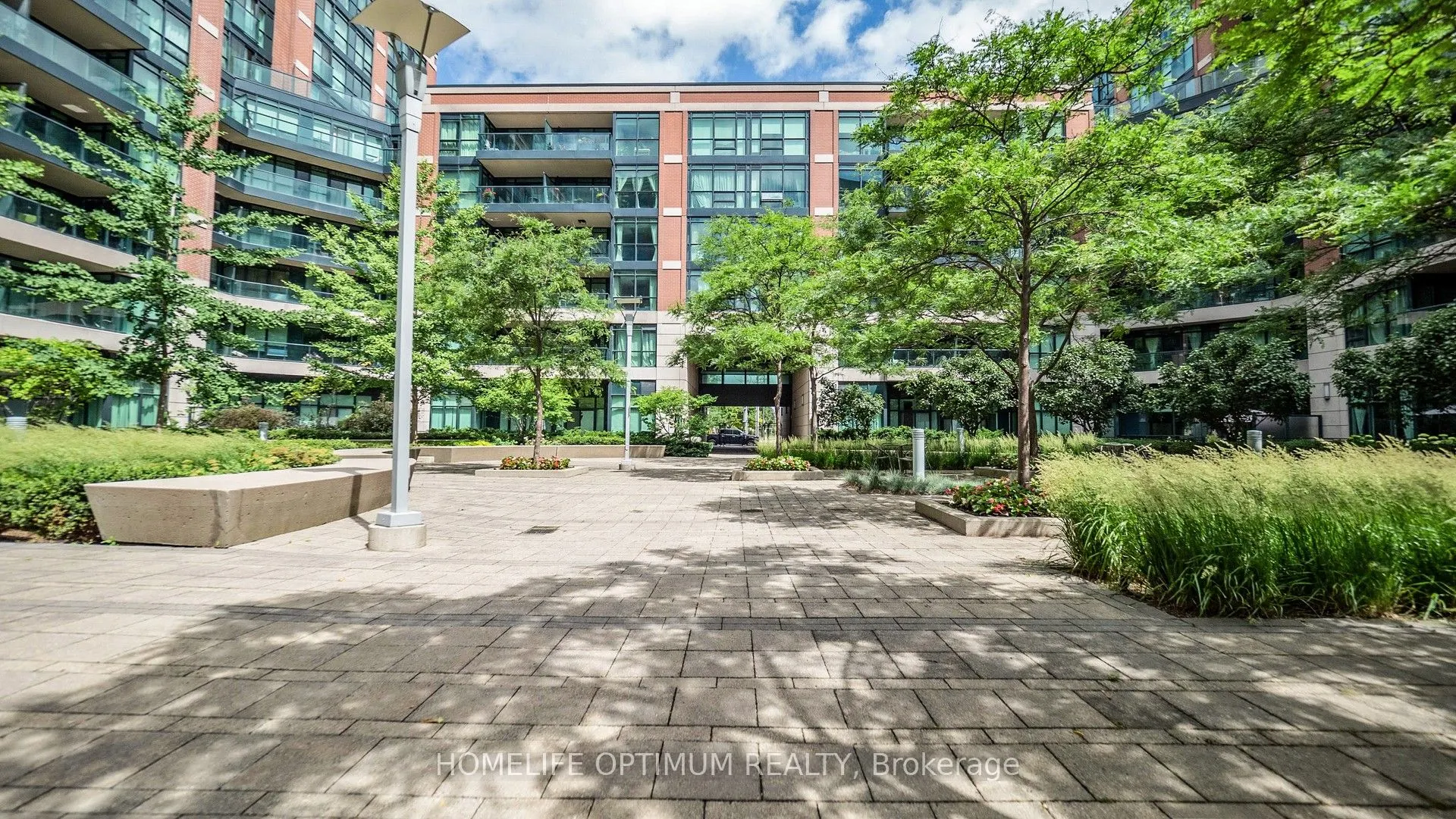 525 Wilson Avenue, #602