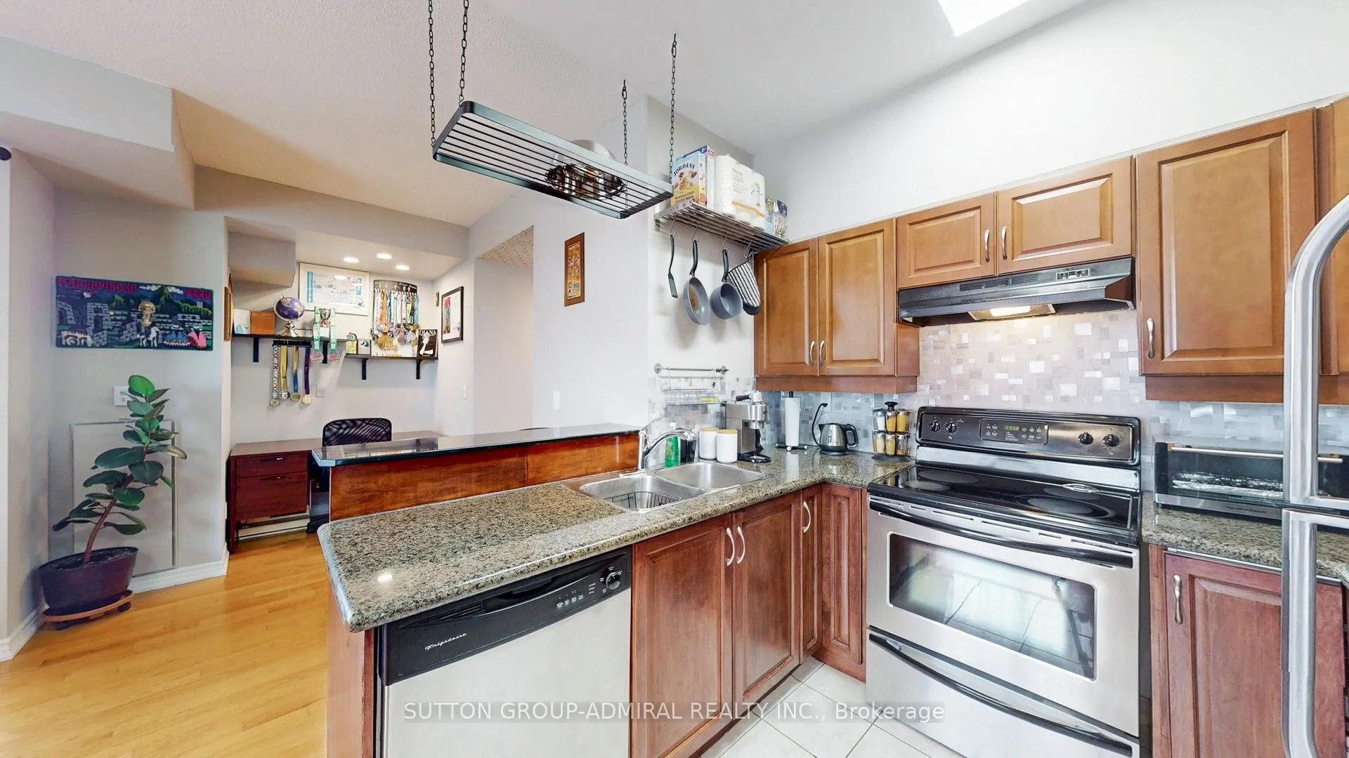 4200 Bathurst Street, #707