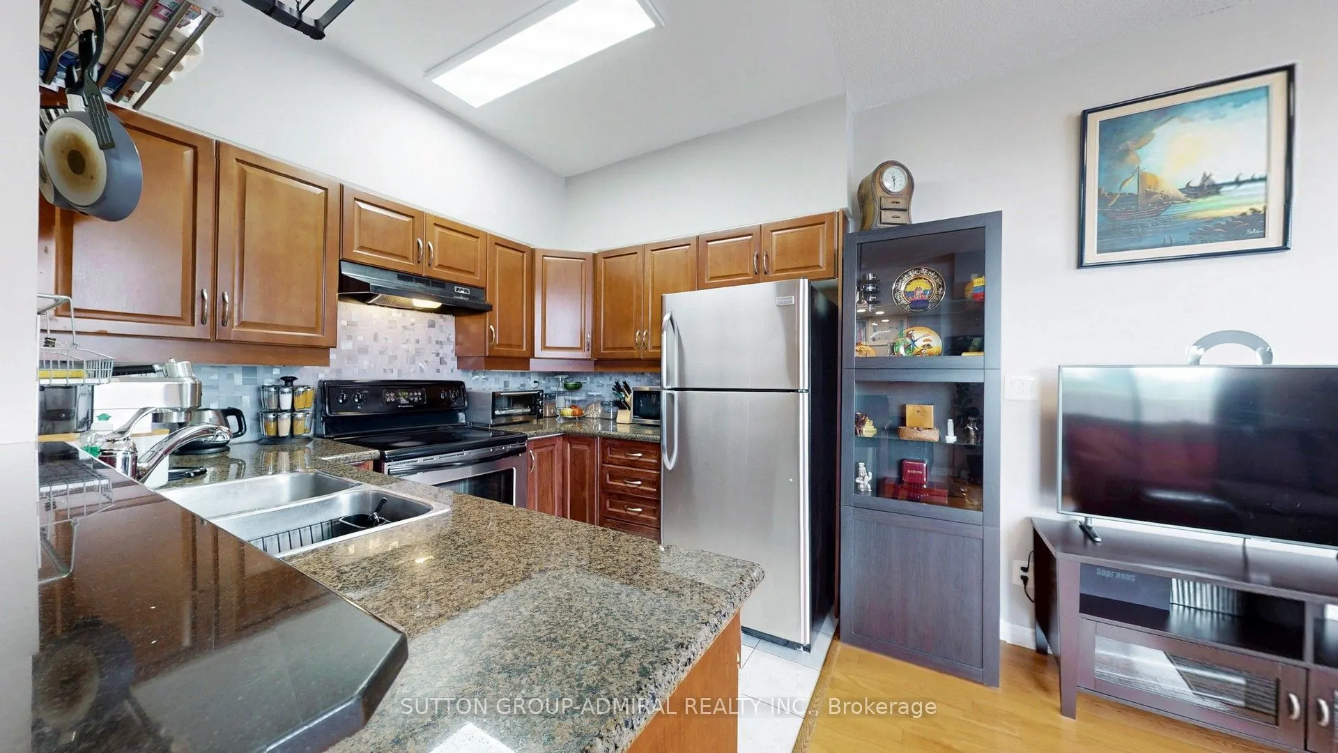 4200 Bathurst Street, #707