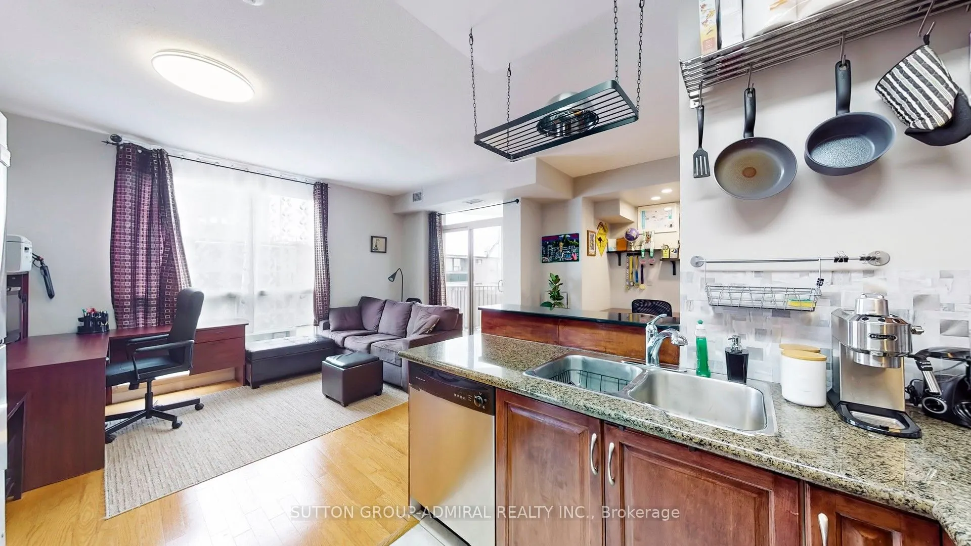 4200 Bathurst Street, #707