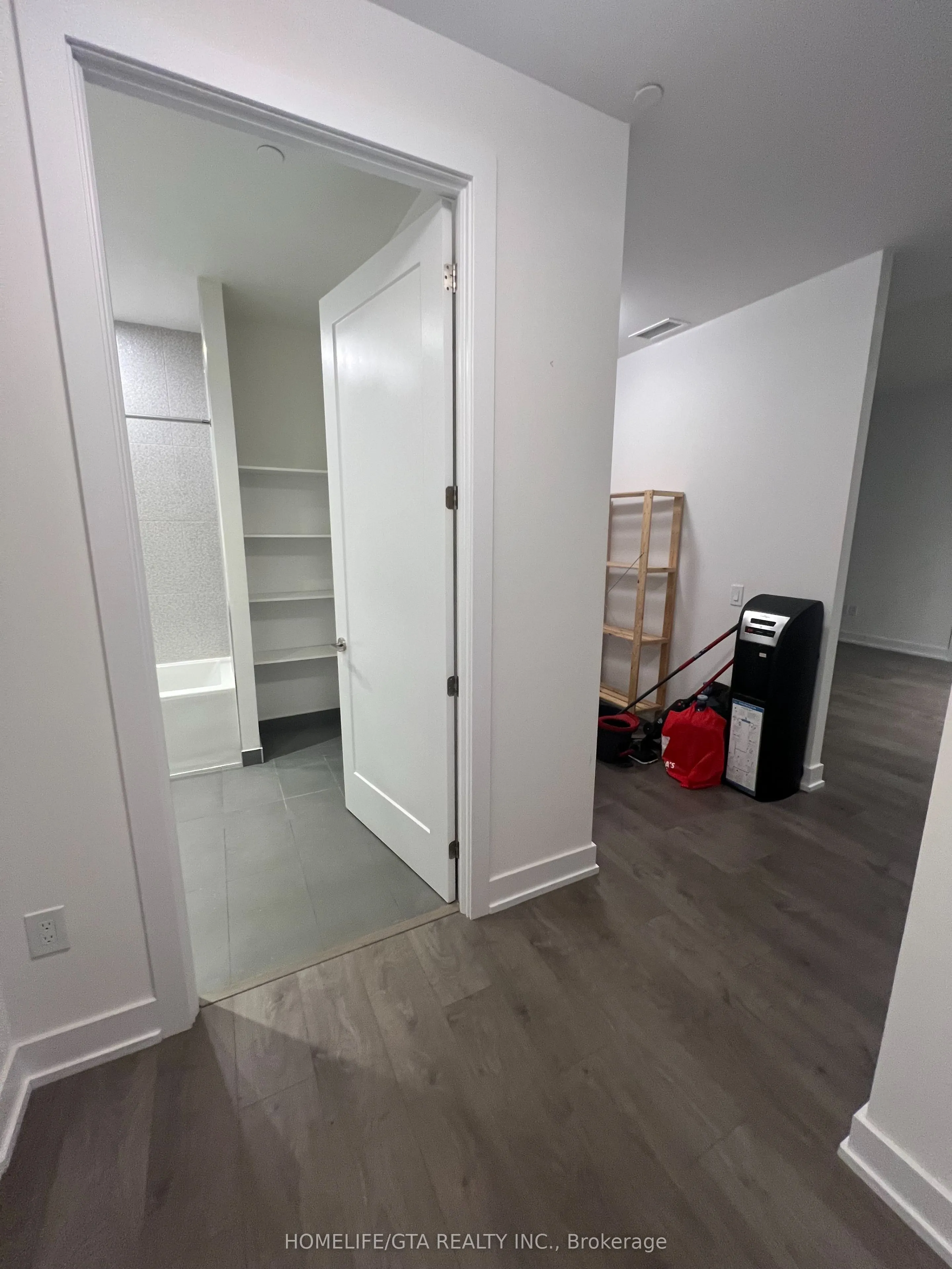 25 Adra Grado Way, #563