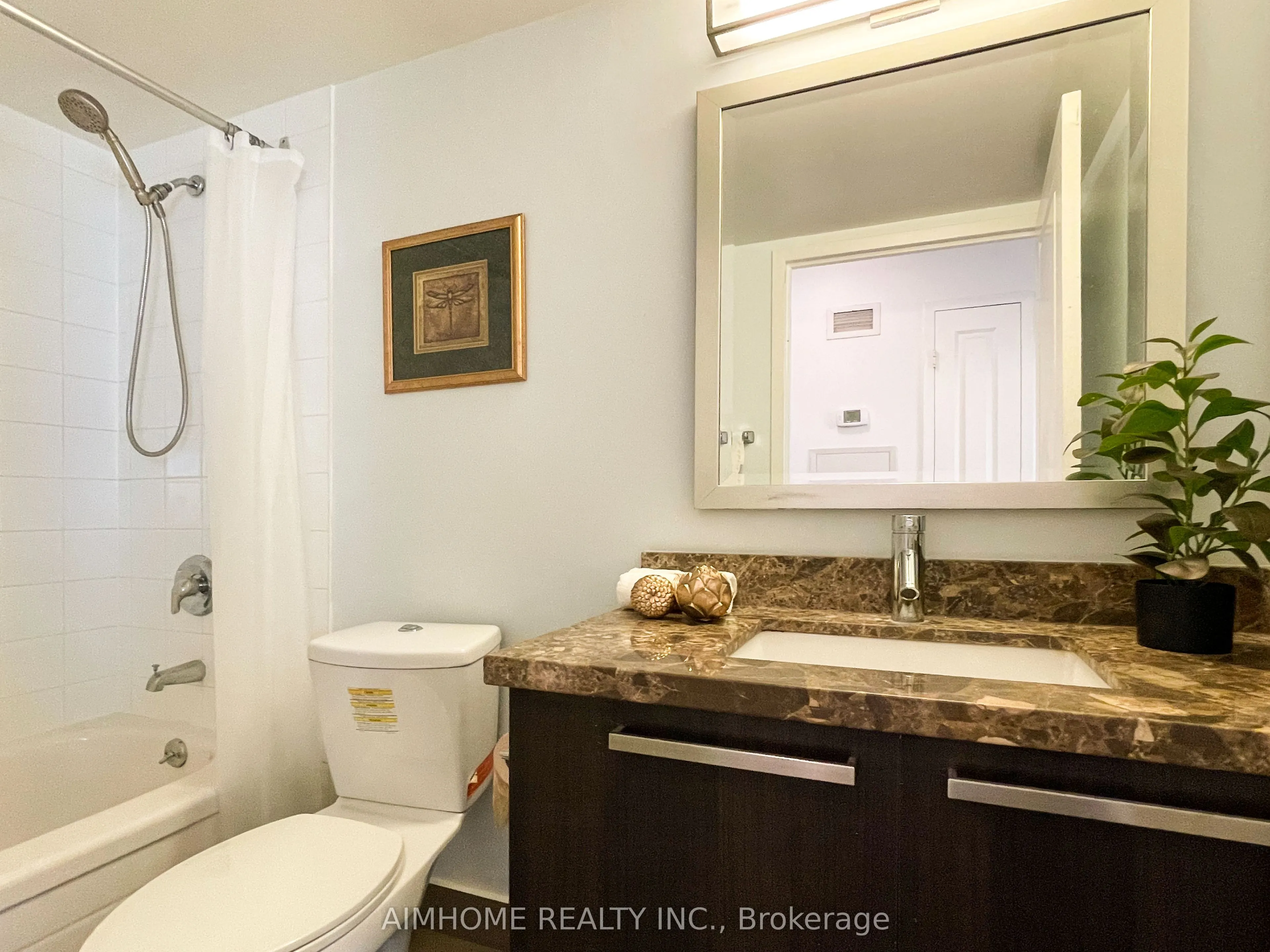 11 St Joseph Street, #306