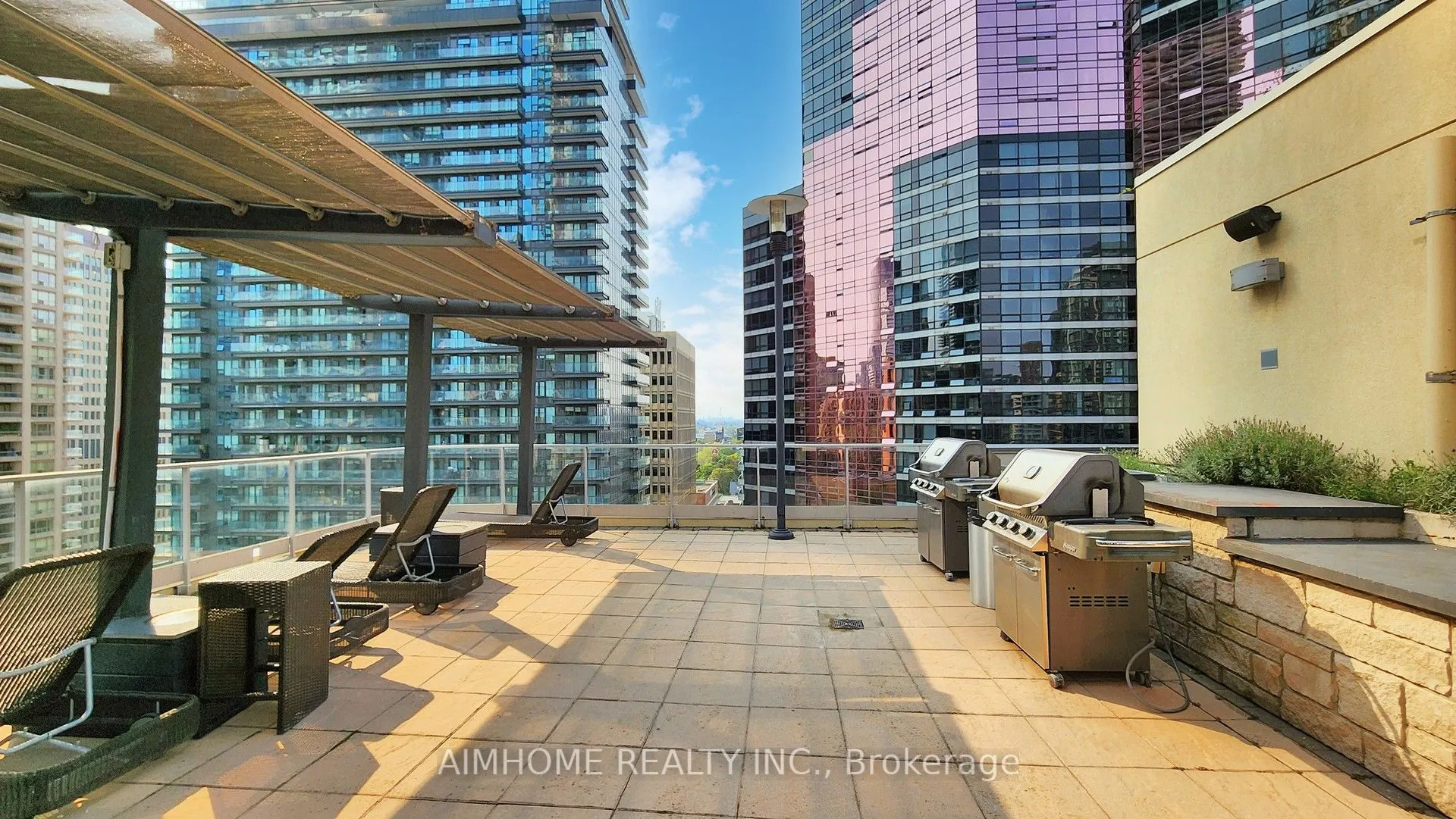 11 St Joseph Street, #306