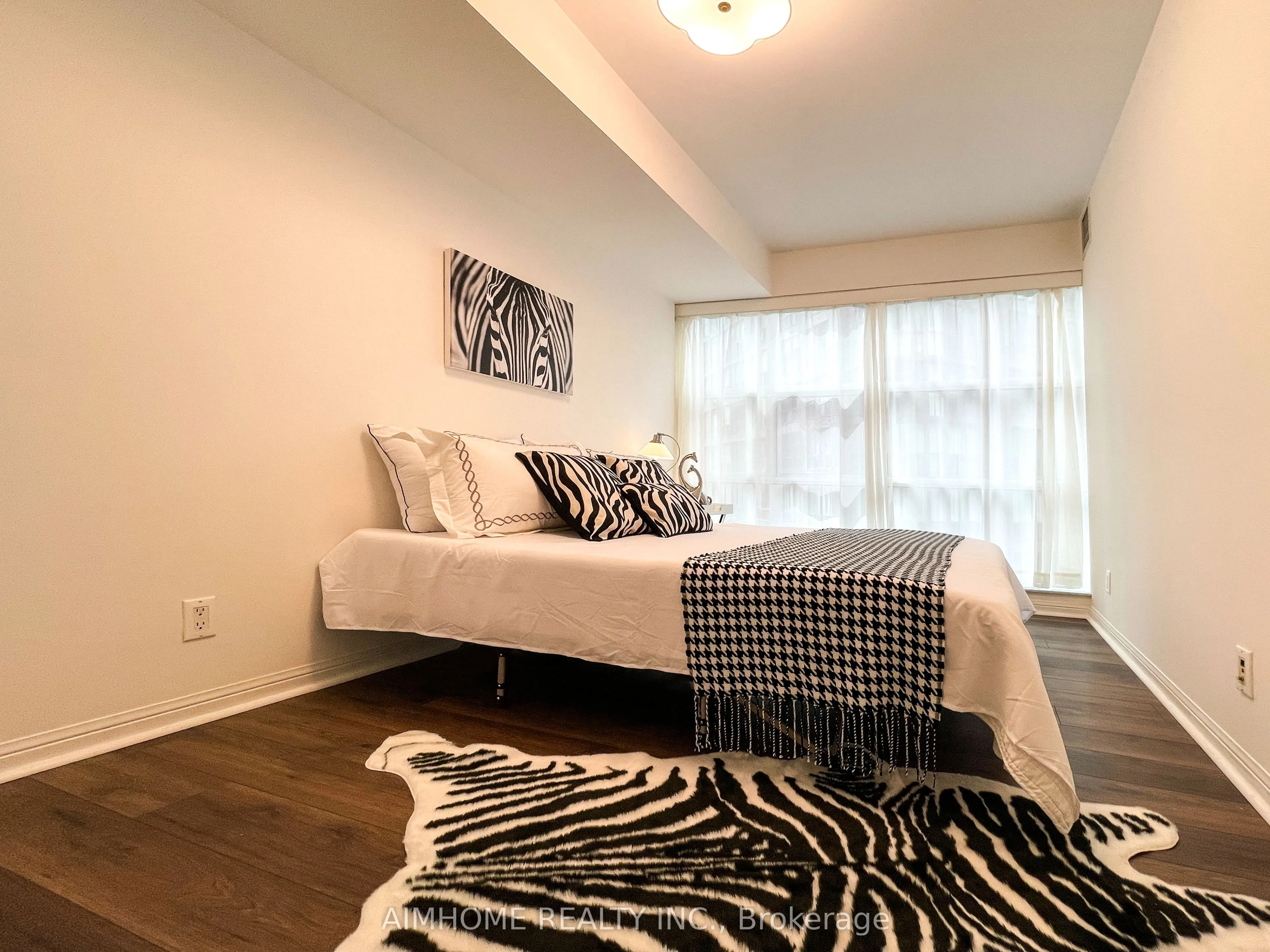 11 St Joseph Street, #306