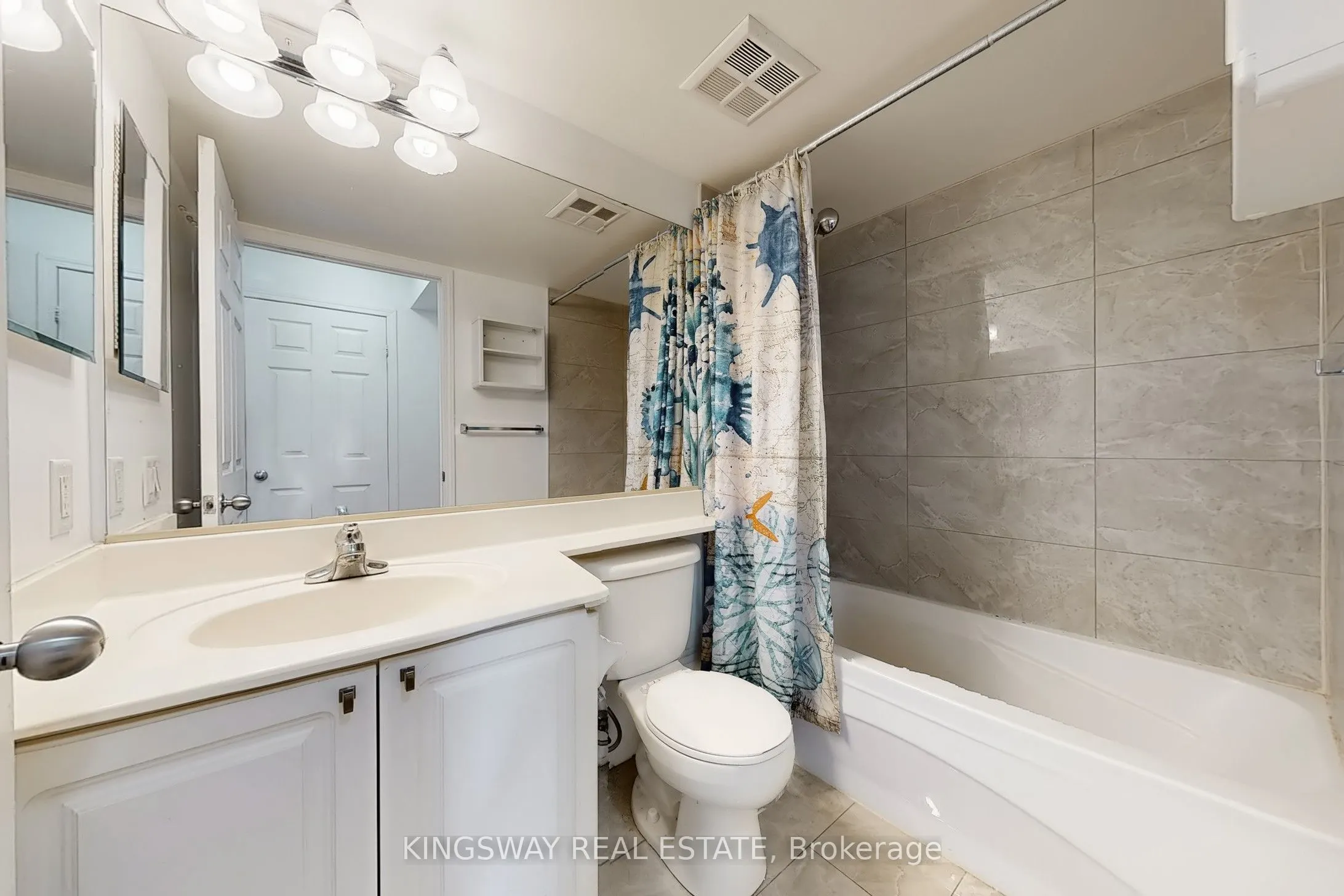 155 Beecroft Road, #2007